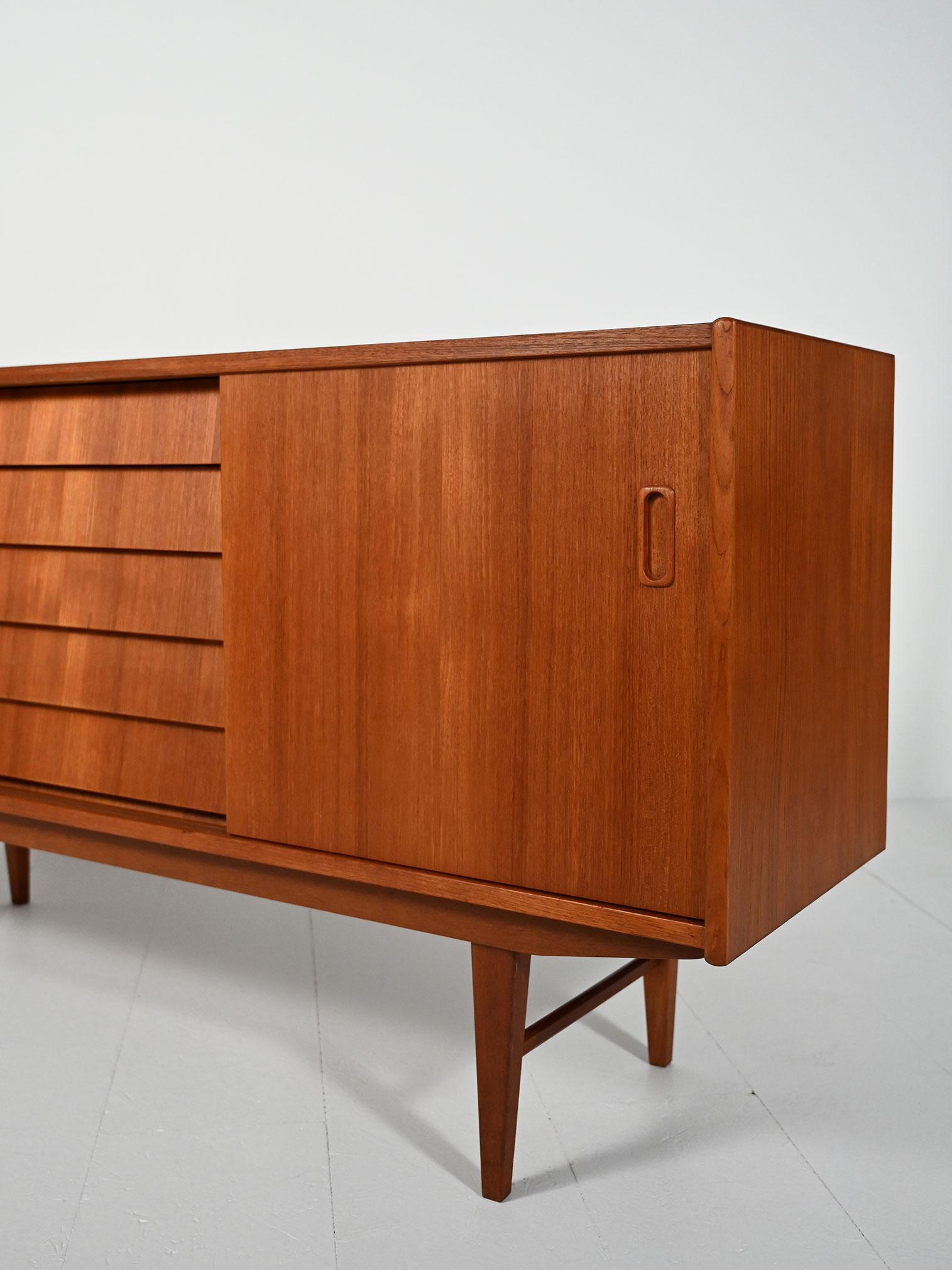 Credenza scandinava con Cassetti a latta anni 50/60 in vendita 1
