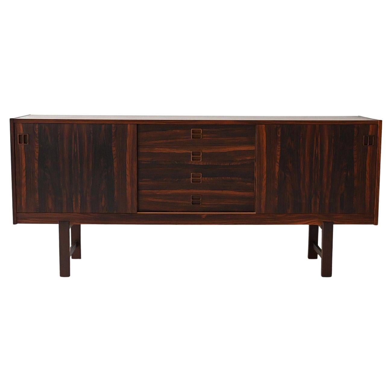 Buffet scandinave en bois de rose des années 1960