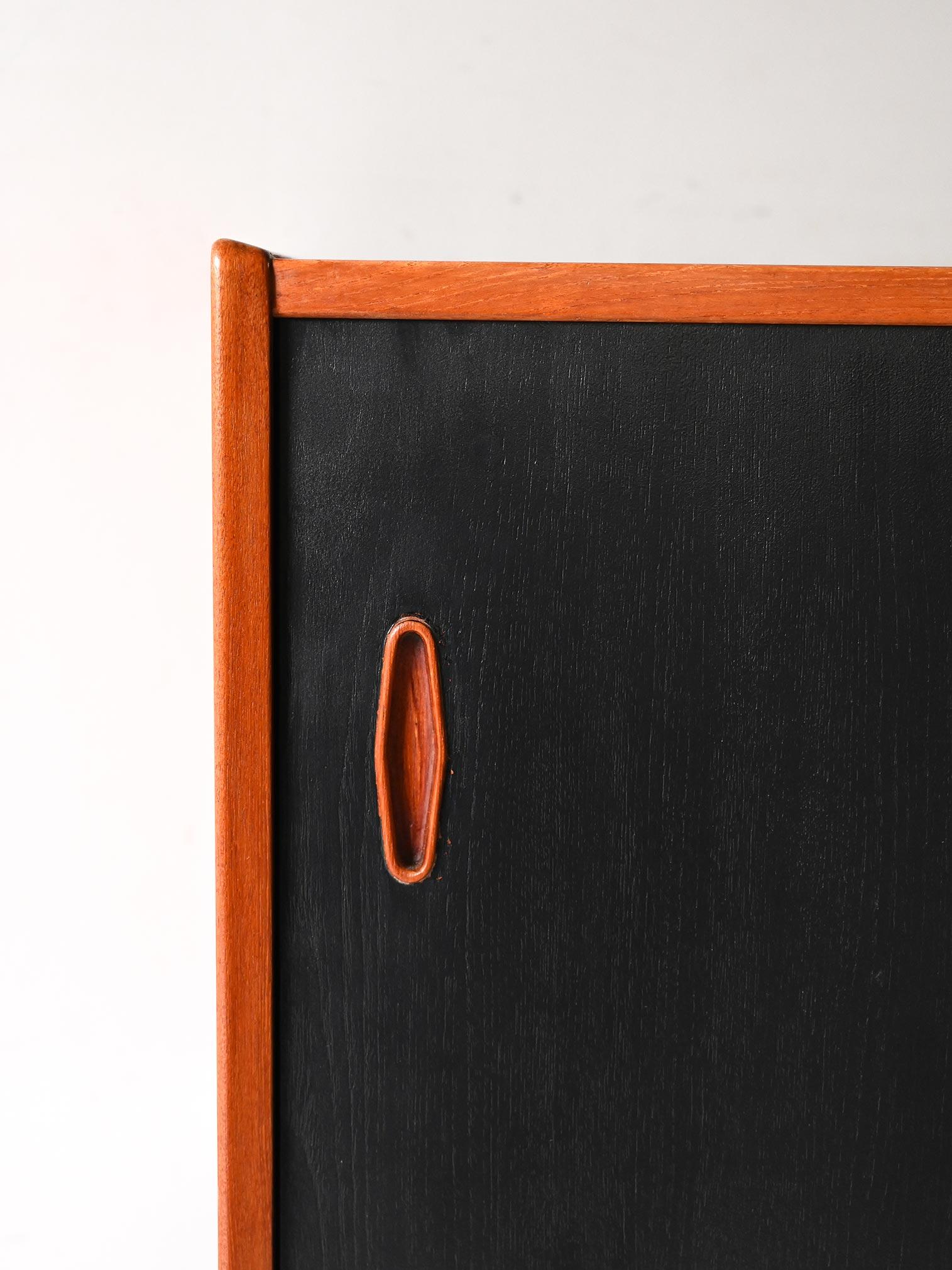 Mid-20th Century Scandinavian teak sideboard by Hugo Troeds For Sale
