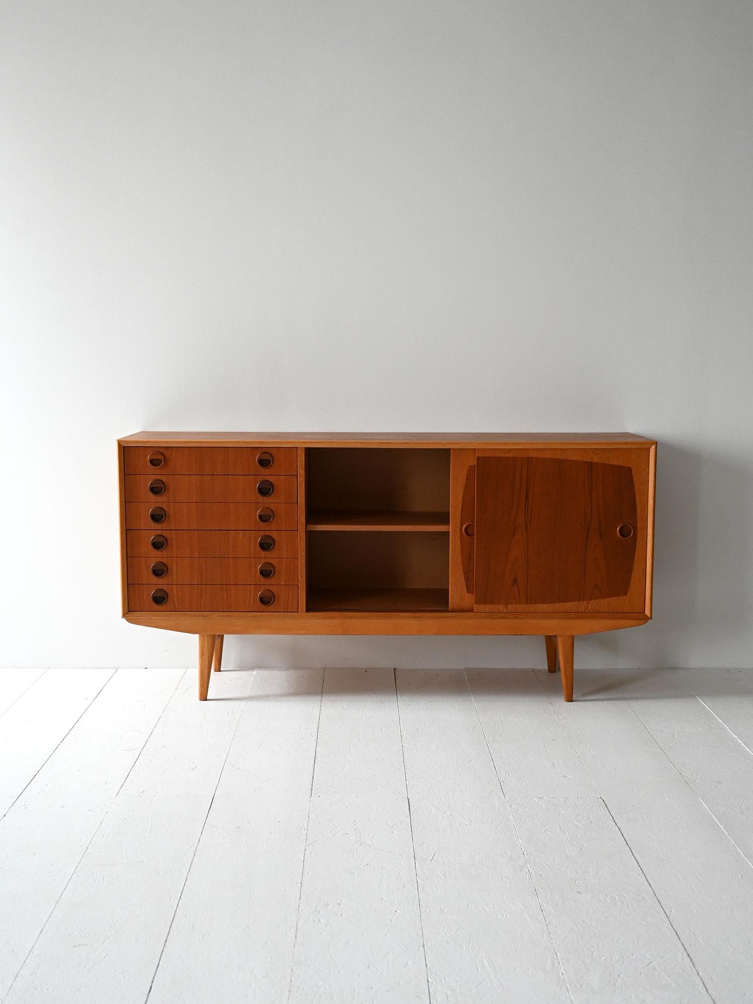 Scandinavo moderno Sideboard scandinavo teak e rovere anni ’50/’60 in vendita