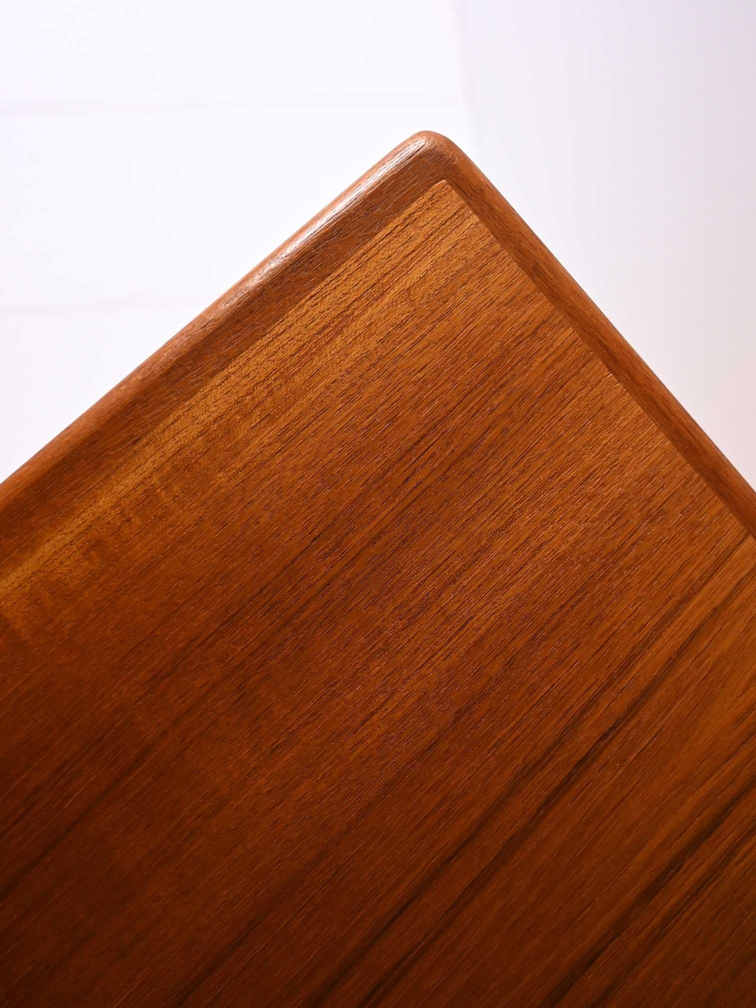 Scandinavian teak sideboard ModelFabriken 1960s In Good Condition For Sale In Brescia, IT