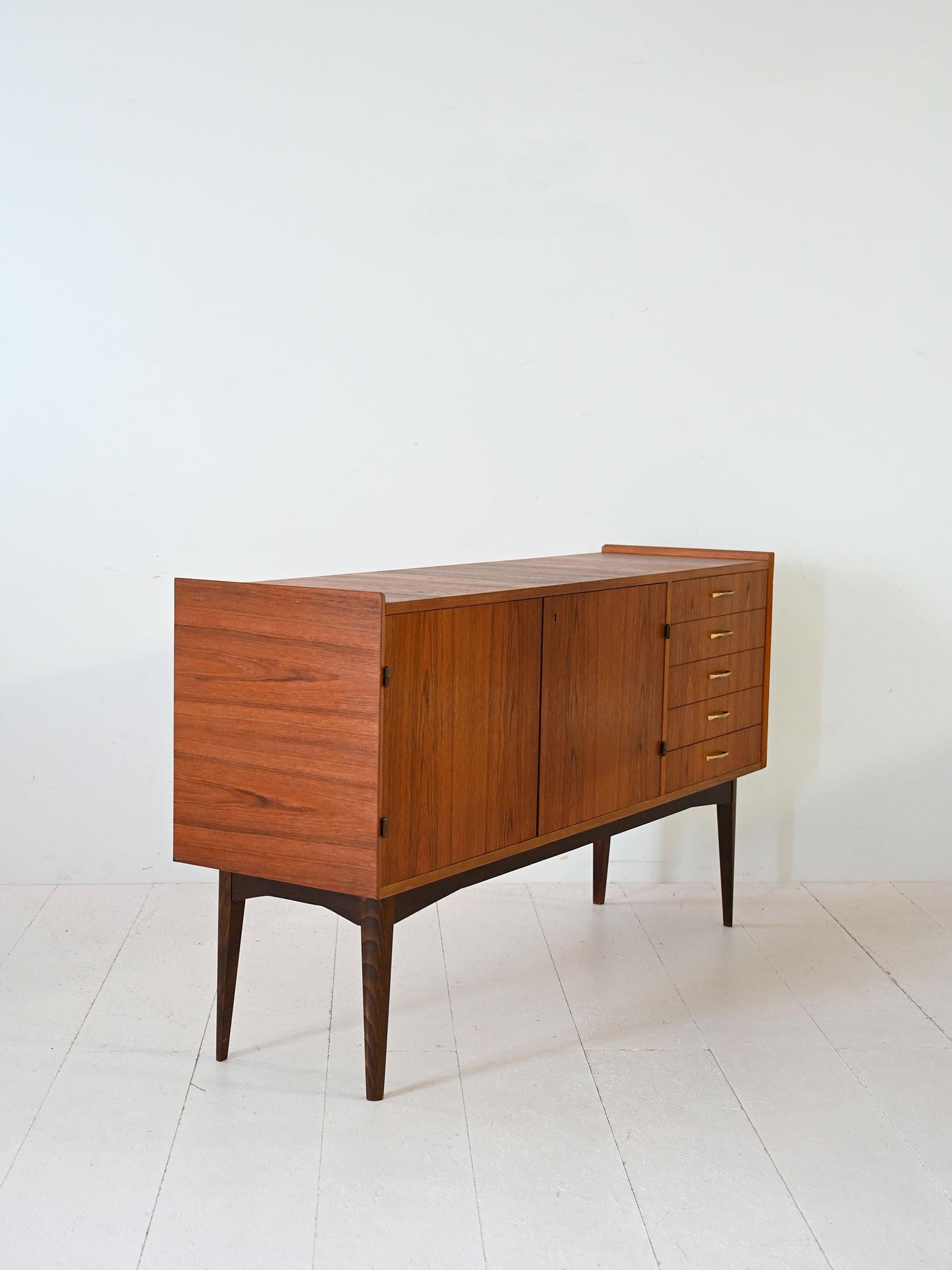 Scandinavian Buffet scandinave vintage en teck des années 1950 en vente