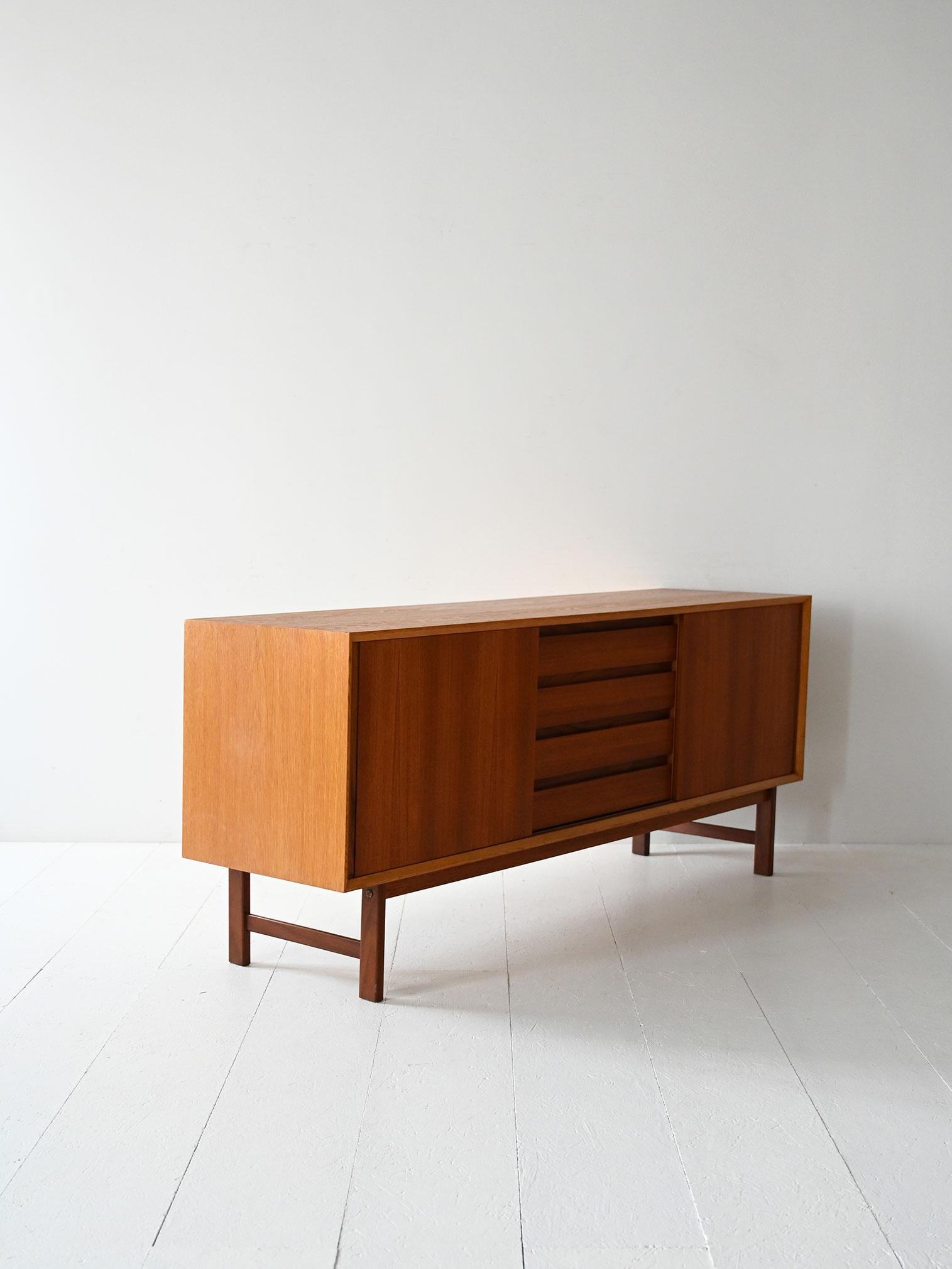 Scandinavian Sideboard scandinavo vintage in teak con cassetti a latta in vendita