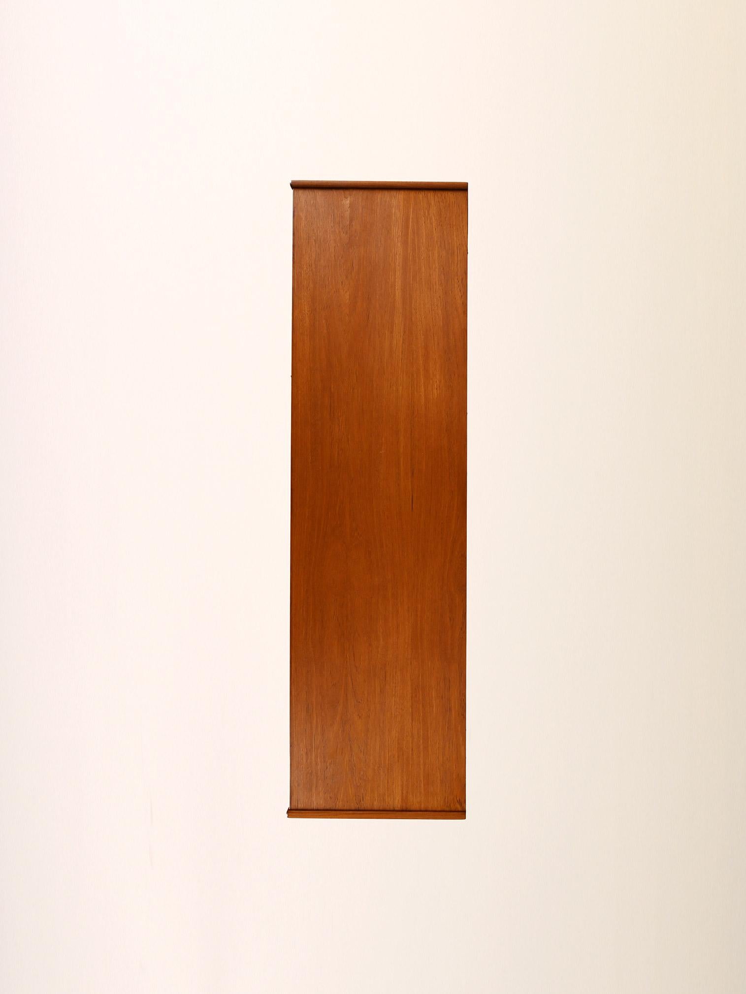 Scandinavian vintage teak sideboard with overhanging drawers For Sale 4