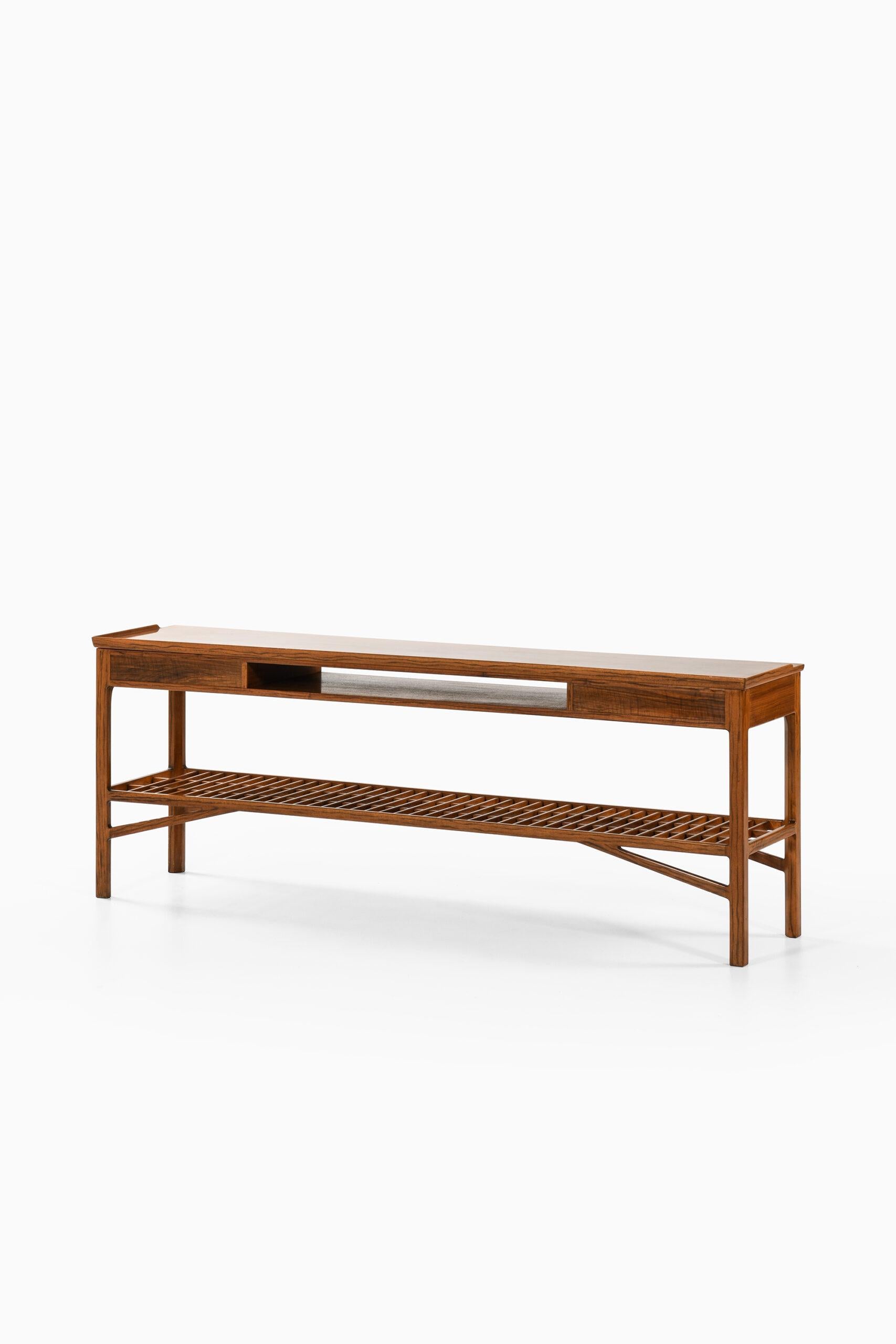 Sideboard / Side Table Attributed to Carl-Axel Acking Produced by NK For Sale 2