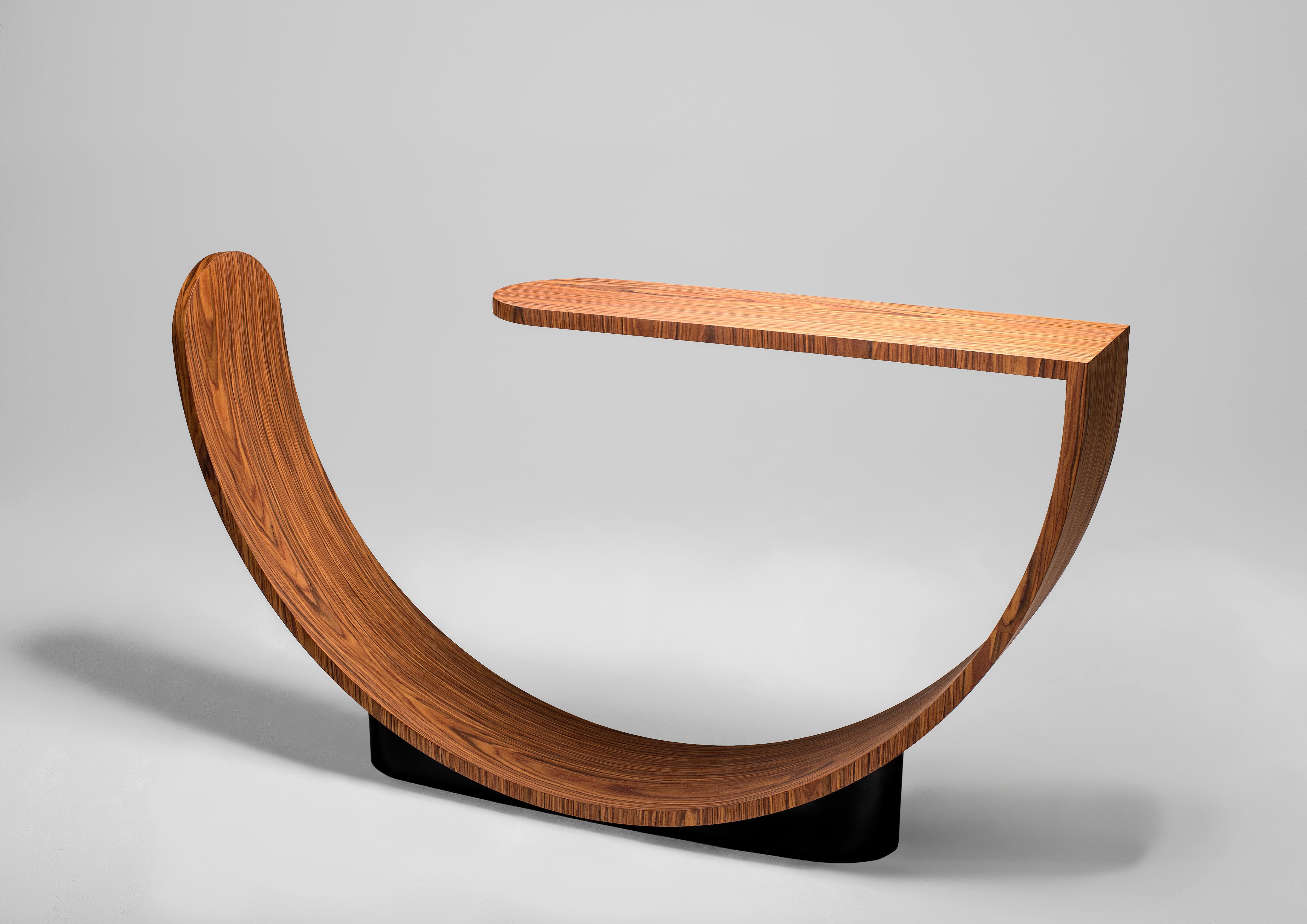 Groundbreaking and awe-inspiring console design that incites curiosity into its formal resolution, Suuai effortlessly represents it’s function in a balance of design and engineering. Its harmonious shapes smoothly and effortlessly work together