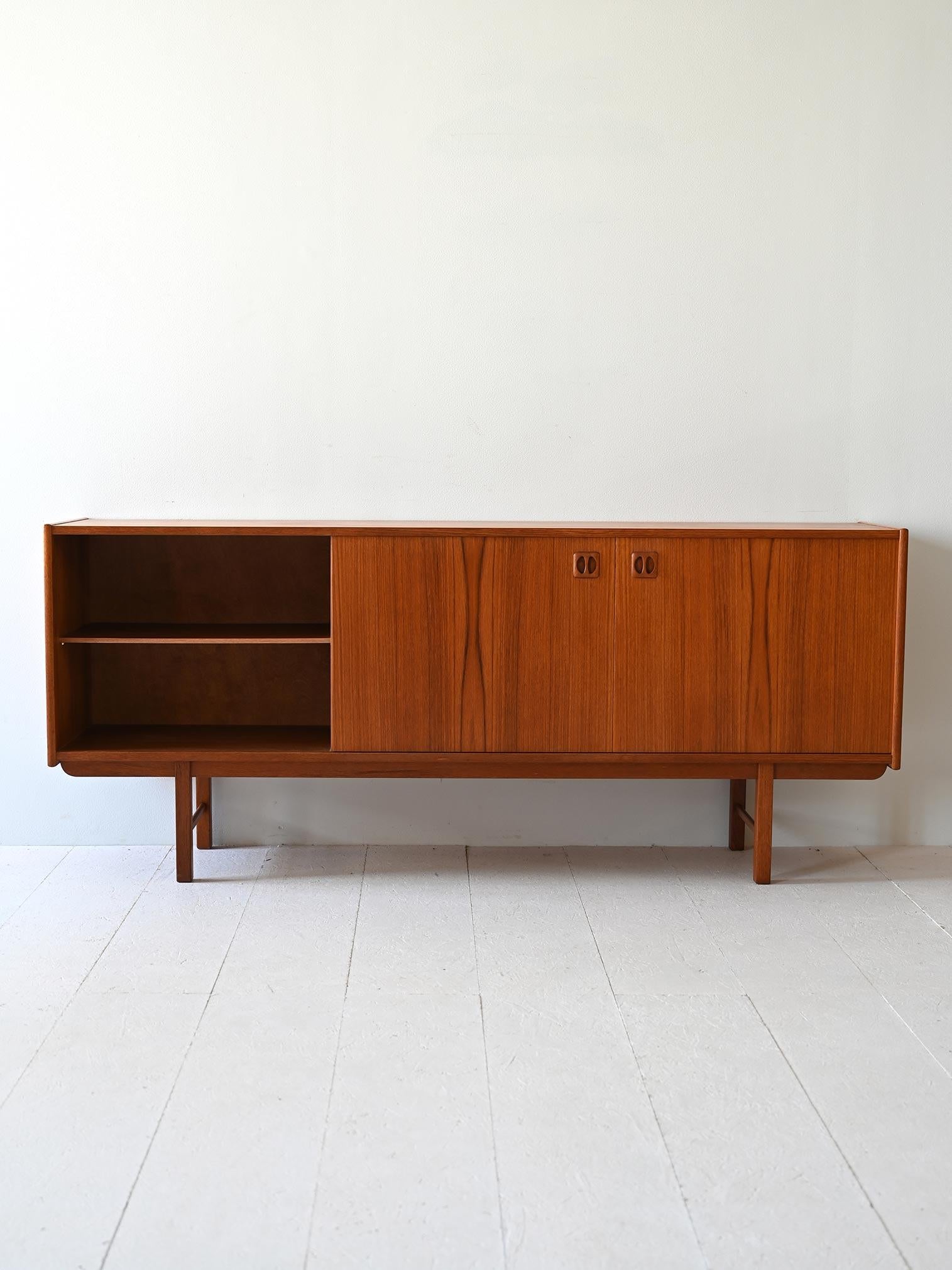 Sideboard svedese in teak anni '60 In condizioni buone a Brescia, IT