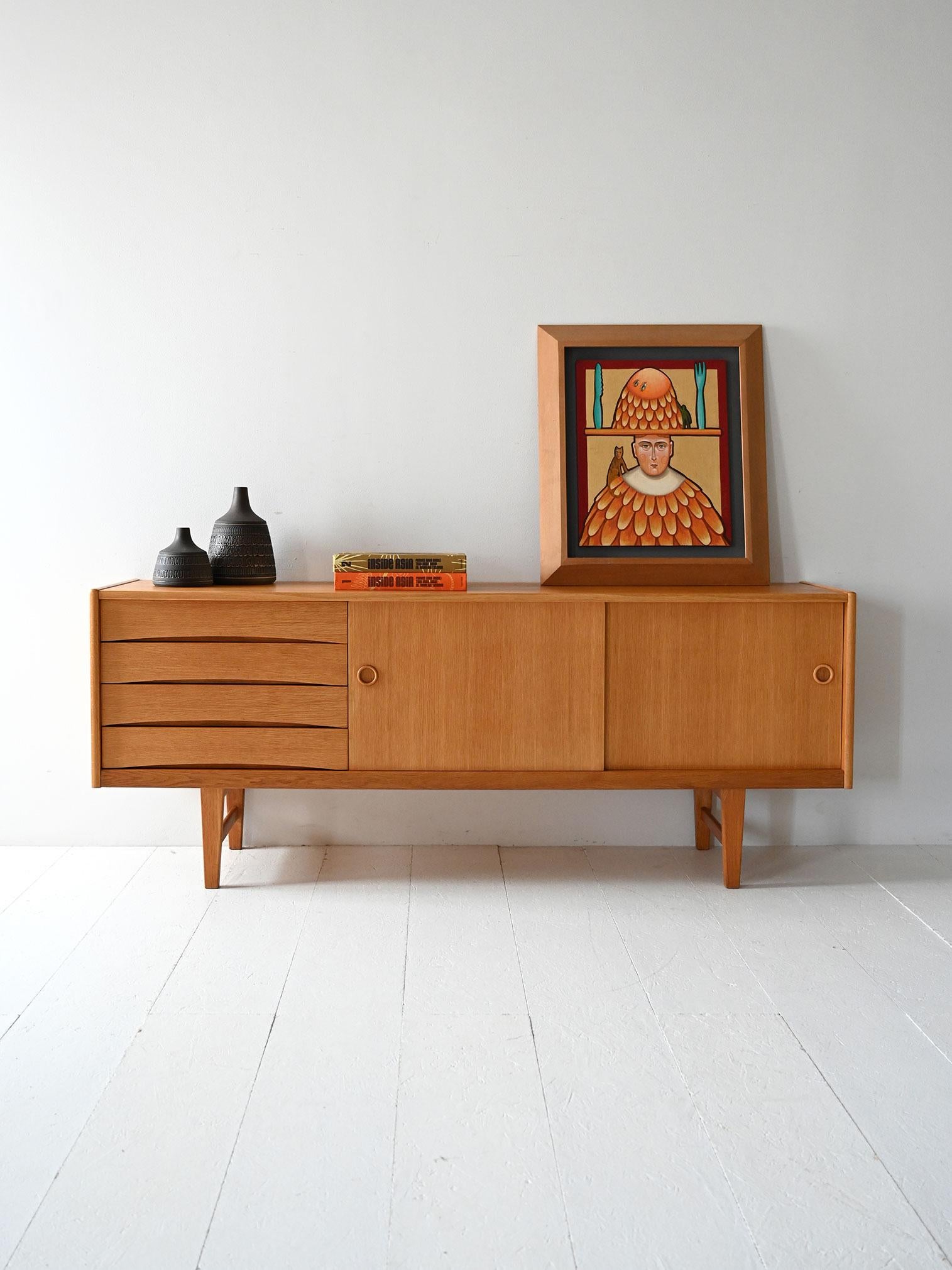 Buffet vintage en chêne modèle 