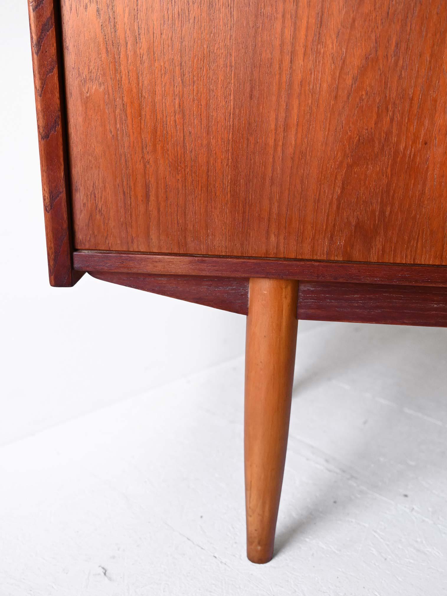 Sideboard Trio firmato Nils Jonsson 3