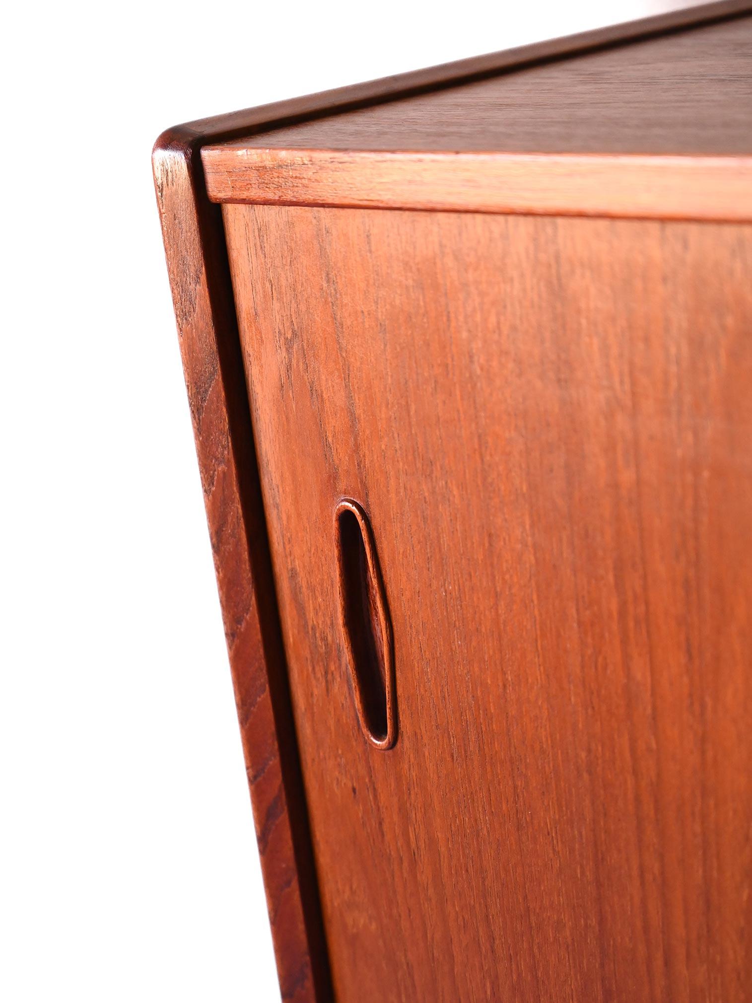 Sideboard Trio firmato Nils Jonsson 7