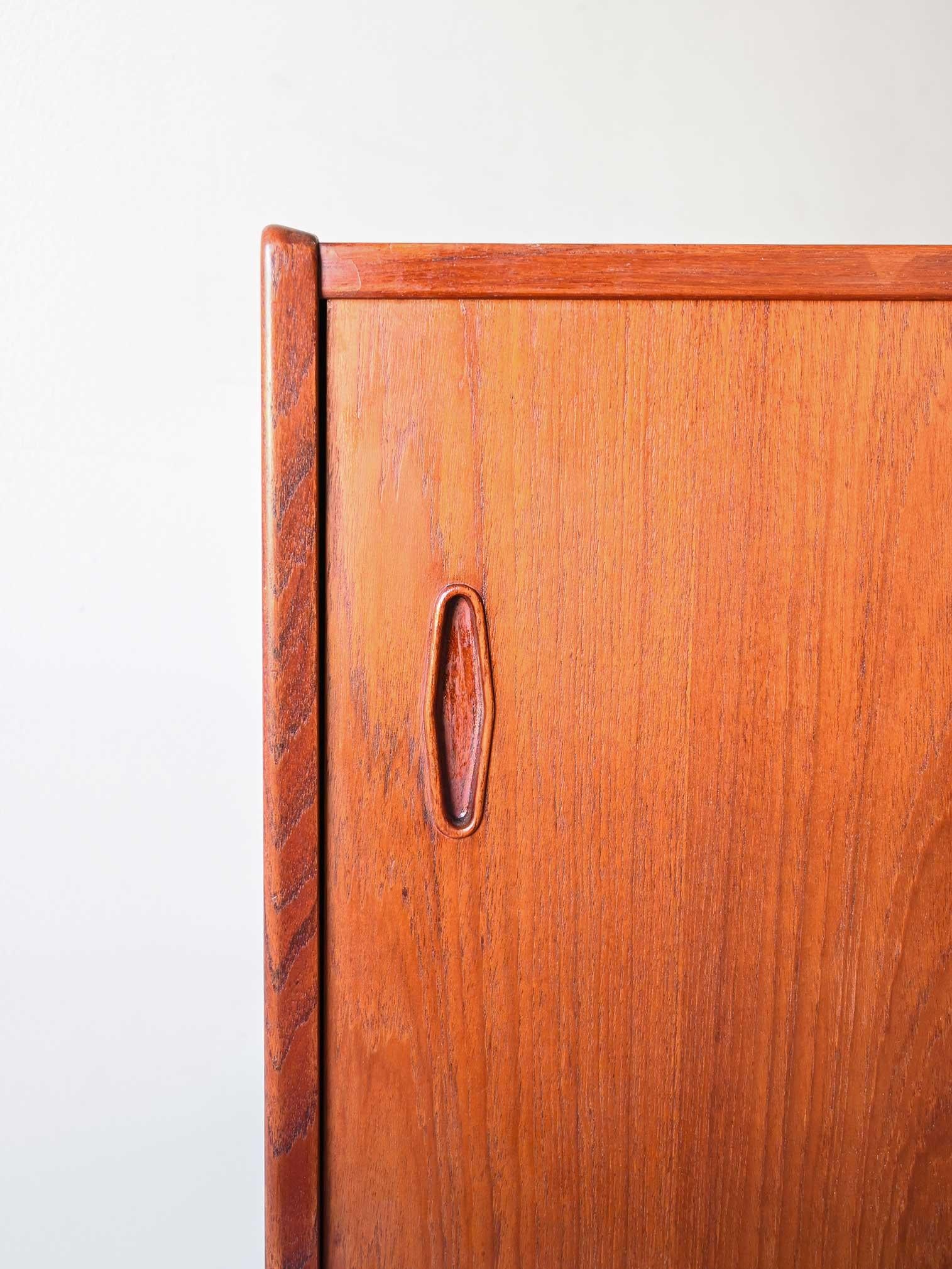Sideboard Trio firmato Nils Jonsson 1