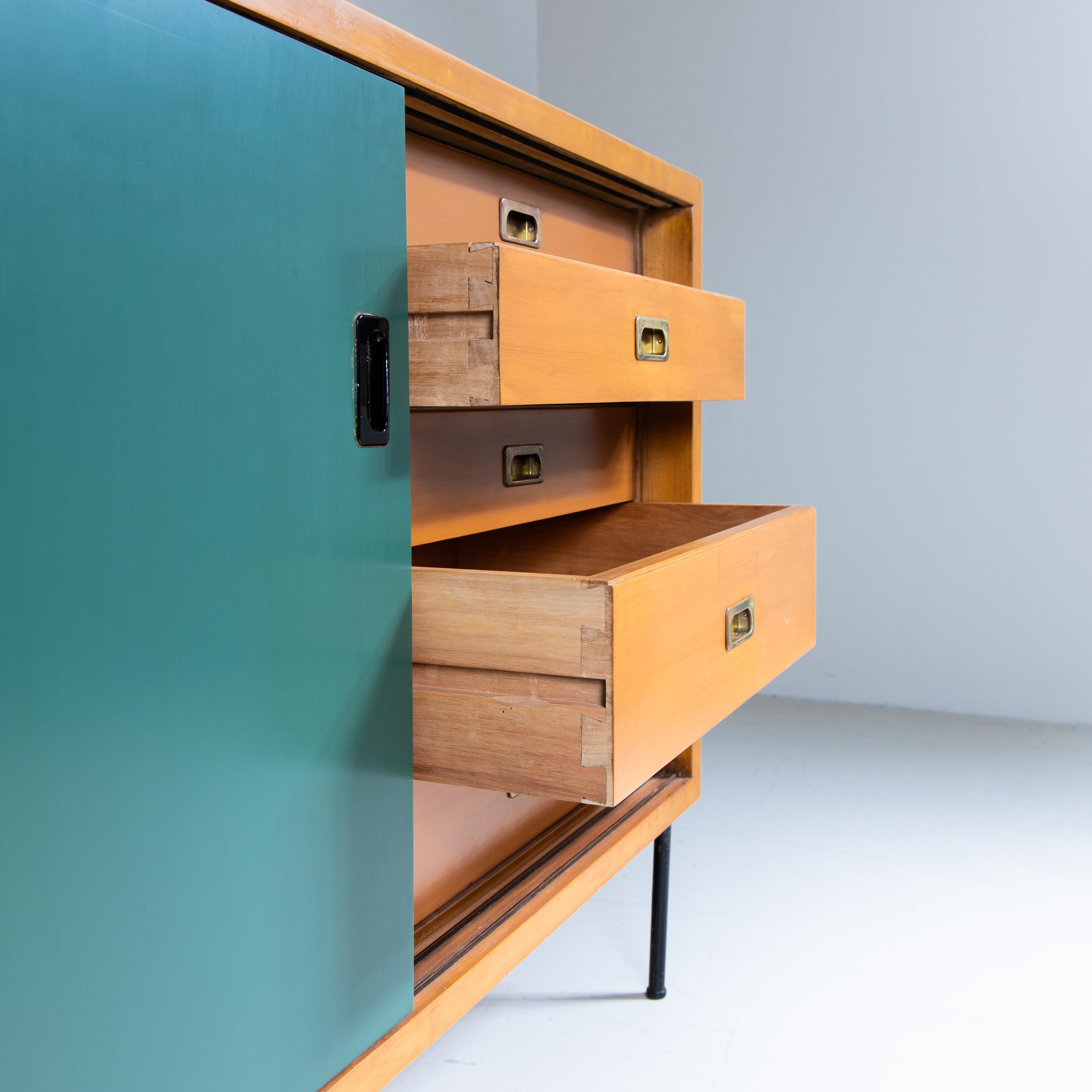 Mid-20th Century Sideboard - Cassettiera in legno e formica, 1960 in vendita