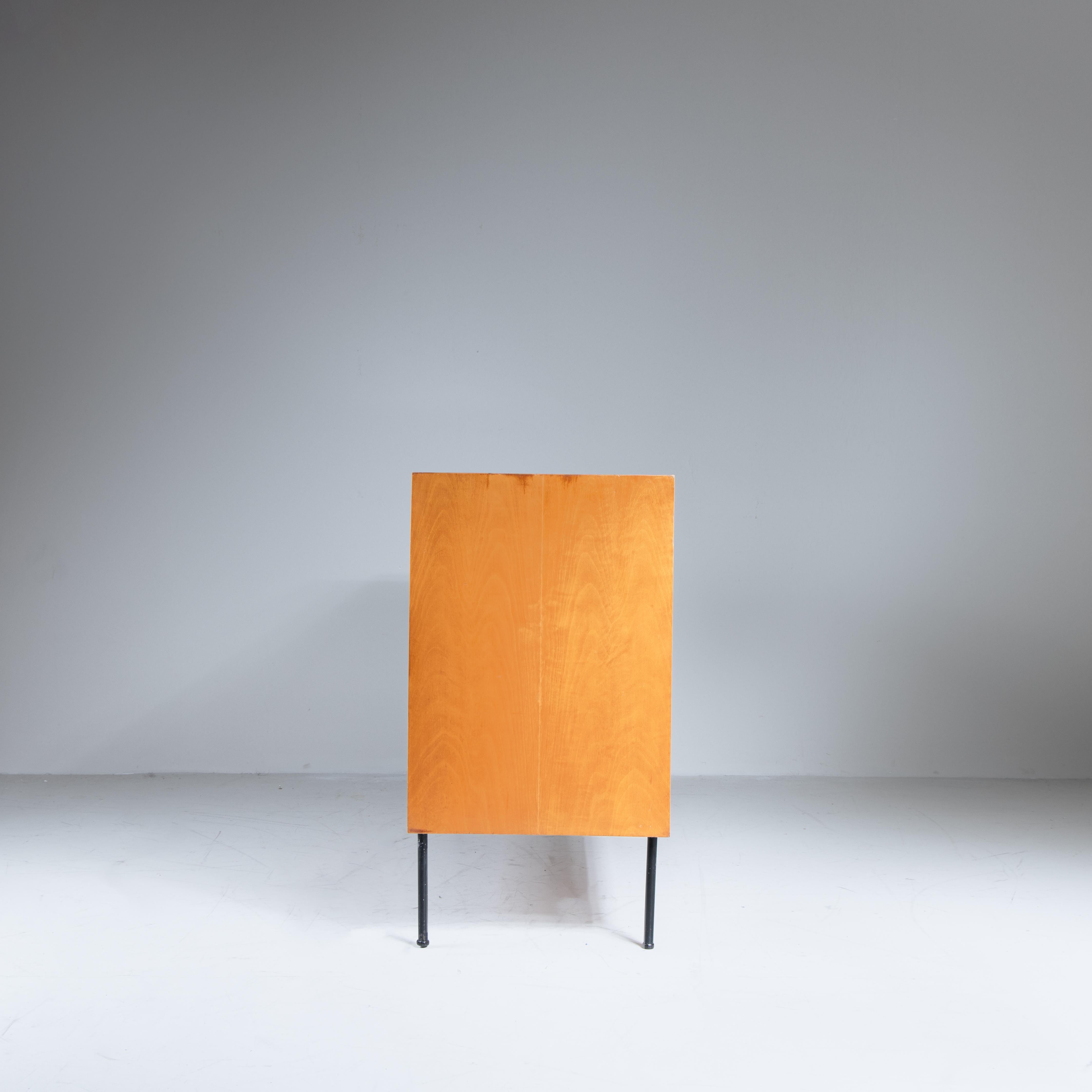 Sideboard - Cassettiera in legno e formica, 1960 in vendita 2