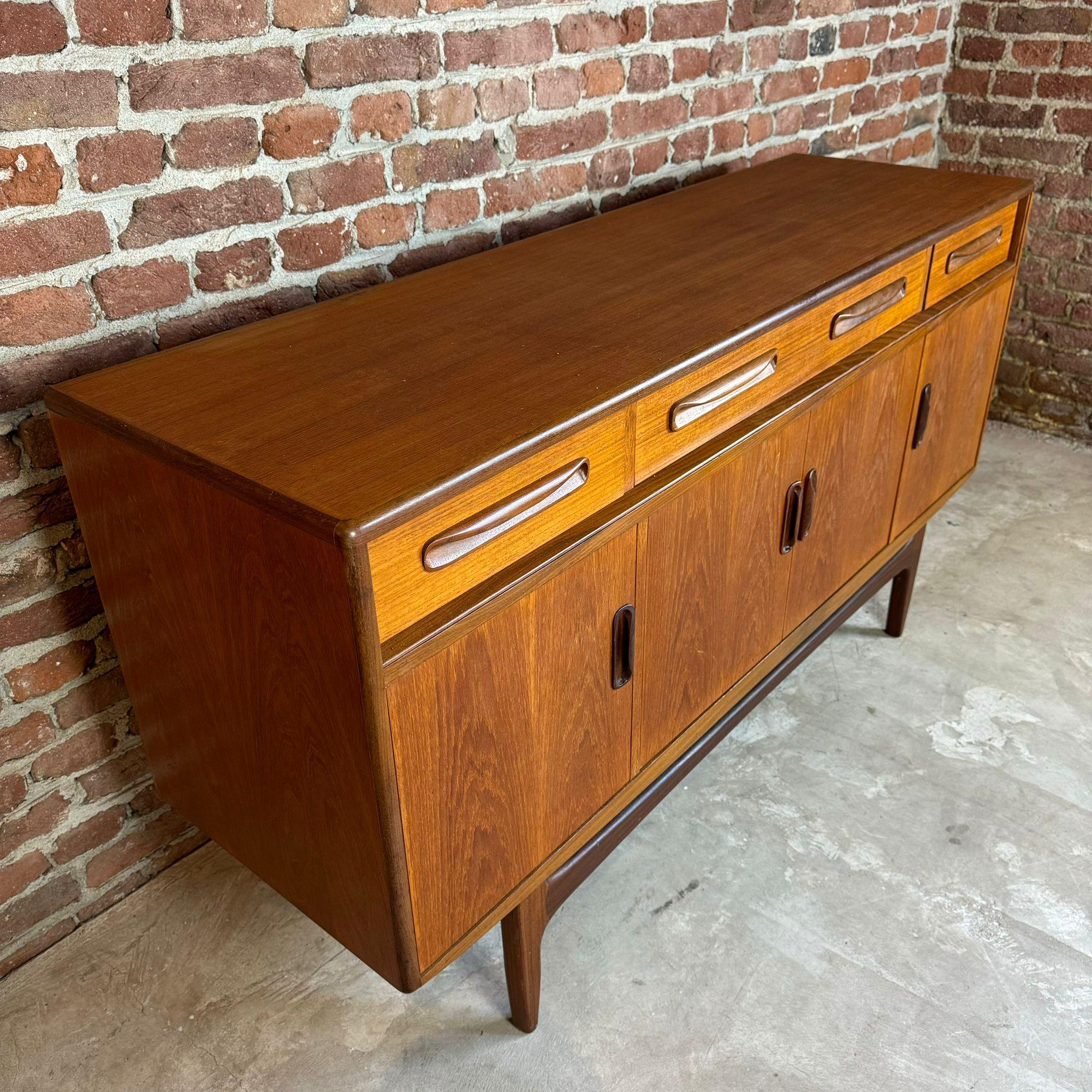 Teak Sideboard vintage, GPlan, UK 1960