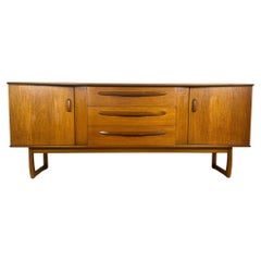 Vintage Teak Sideboard - Mid-Century Modern Sideboard 1960s