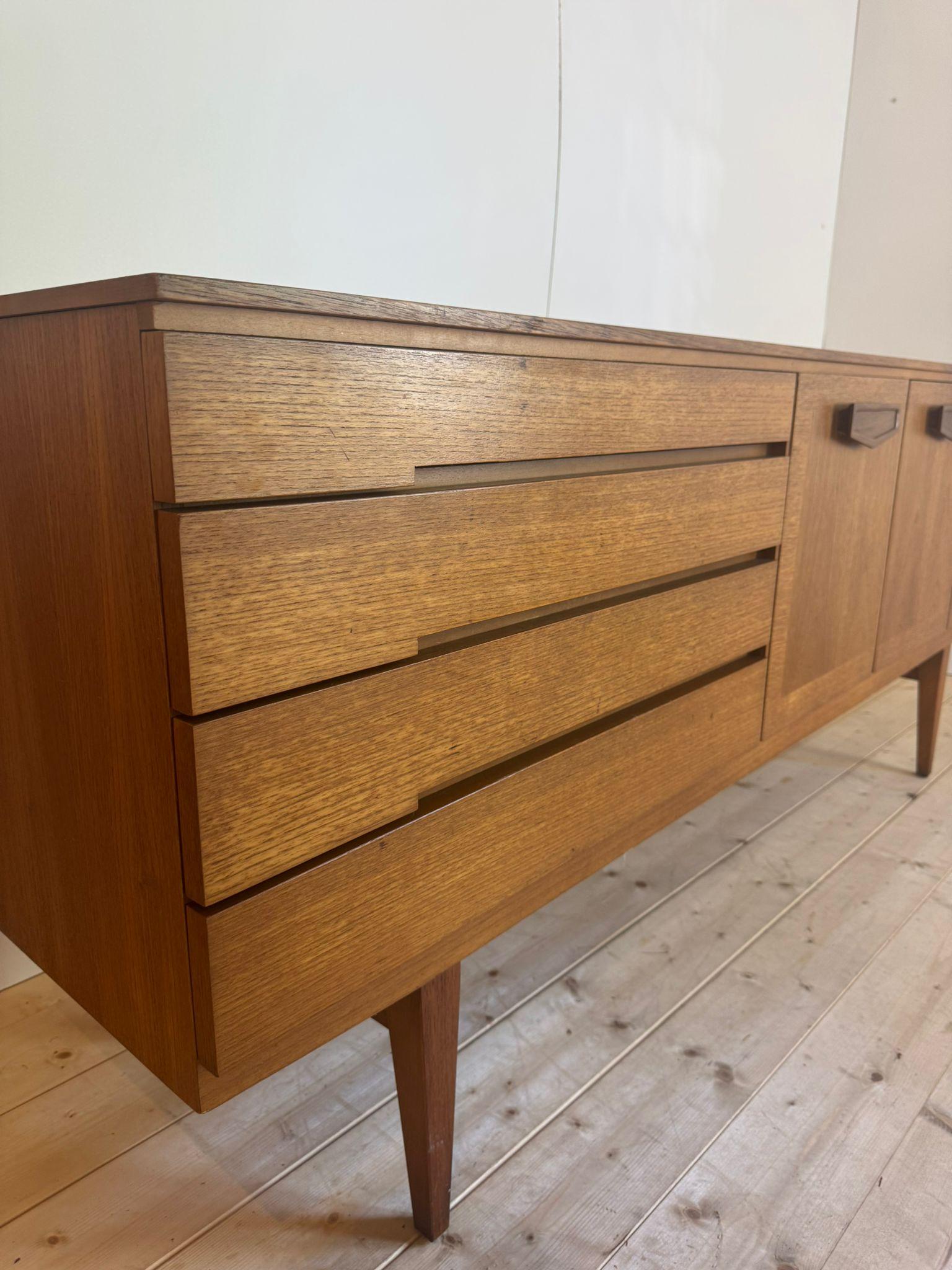 Vintage teak sideboard, Denmark 1960 For Sale 3