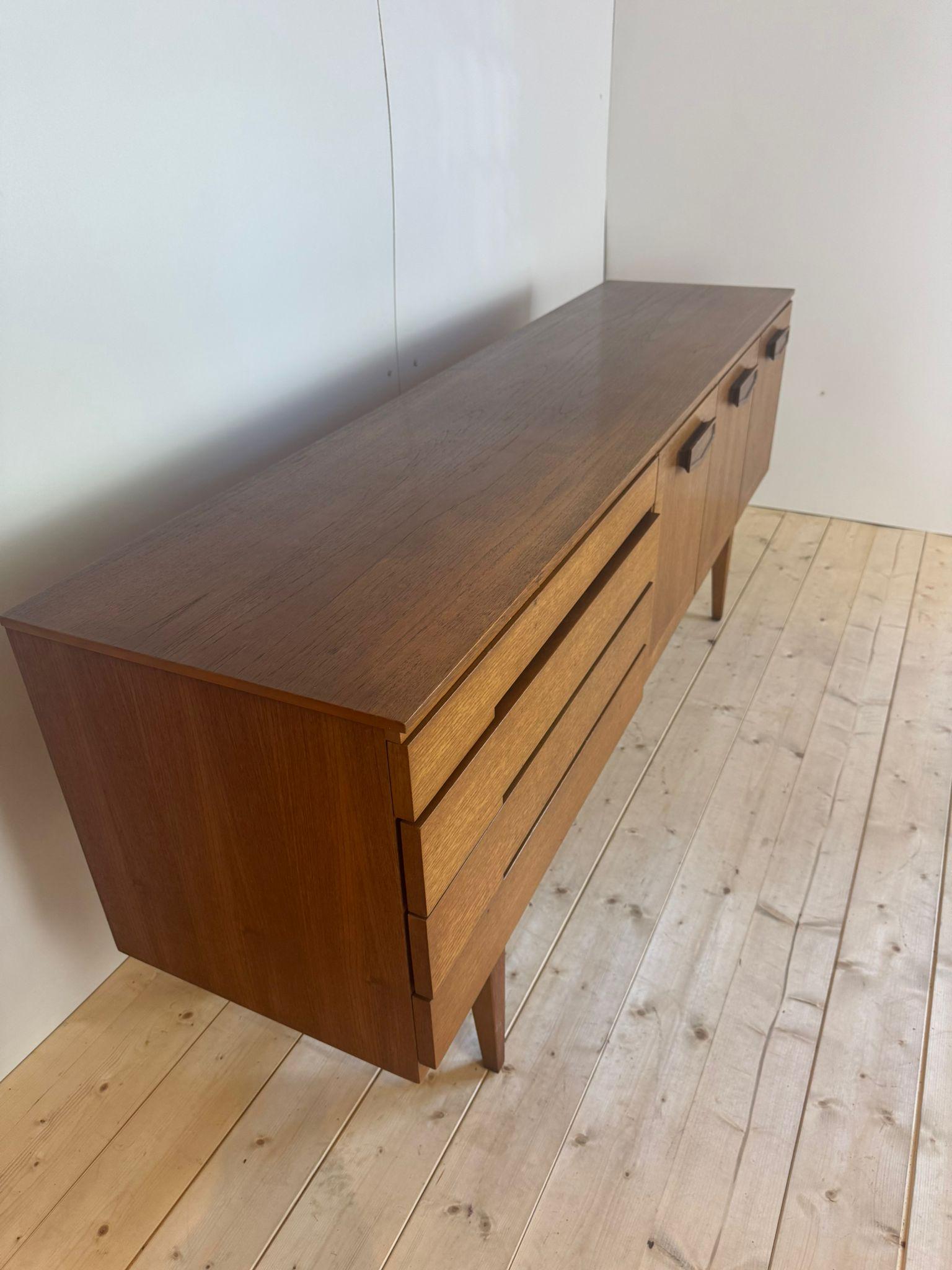Vintage teak sideboard, Denmark 1960 In Good Condition For Sale In Torino, IT