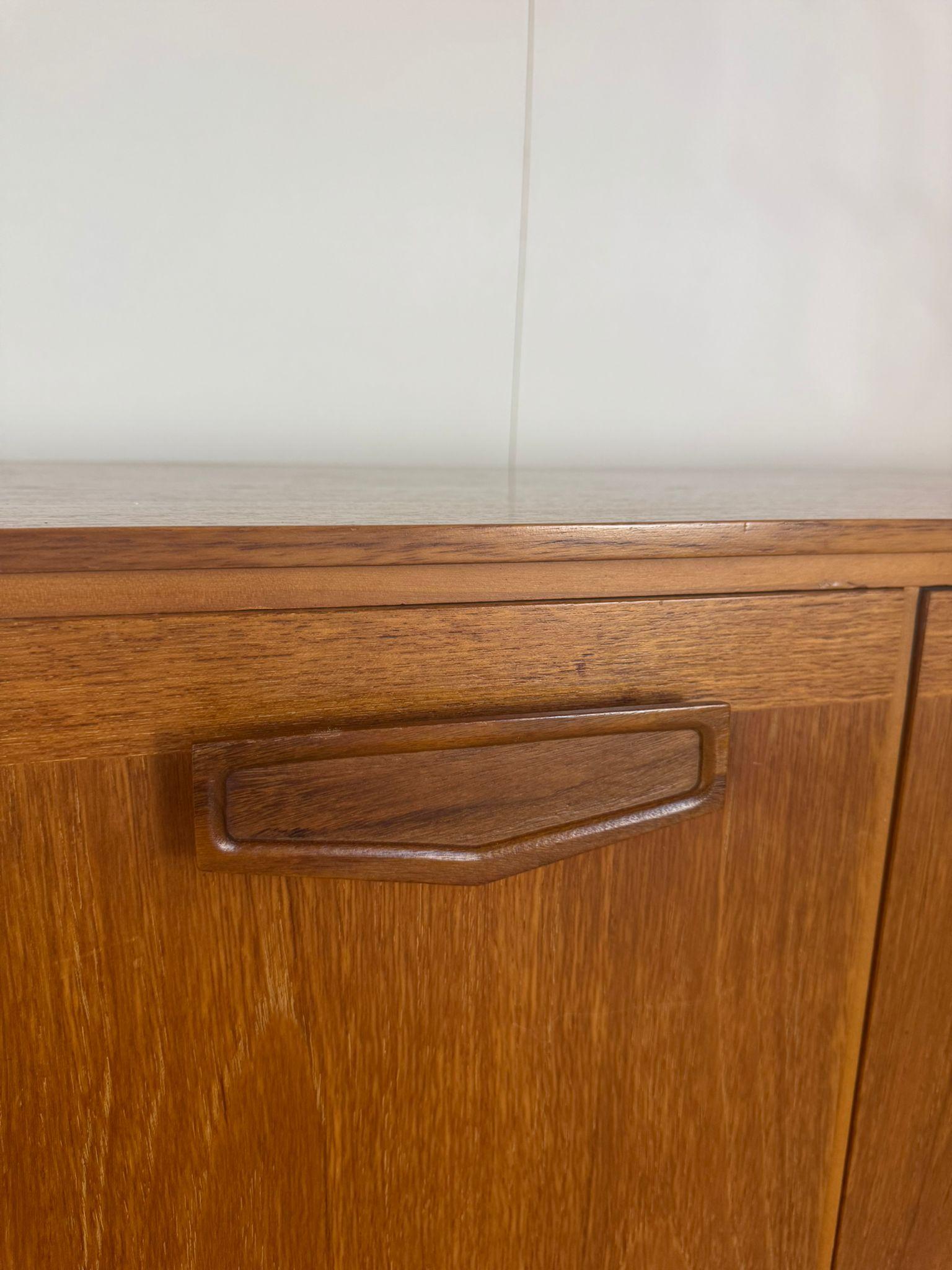 Vintage teak sideboard, Denmark 1960 For Sale 2
