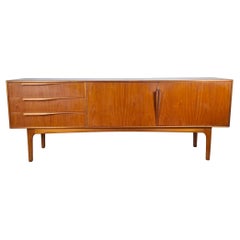 Sideboard vintage in teak, McIntosh, Scotland 1960