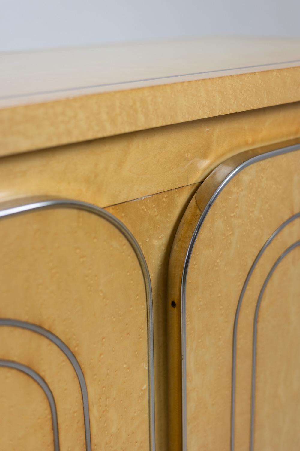 Credenza a 4 ante in legno di betulla. 1970s. in vendita 4