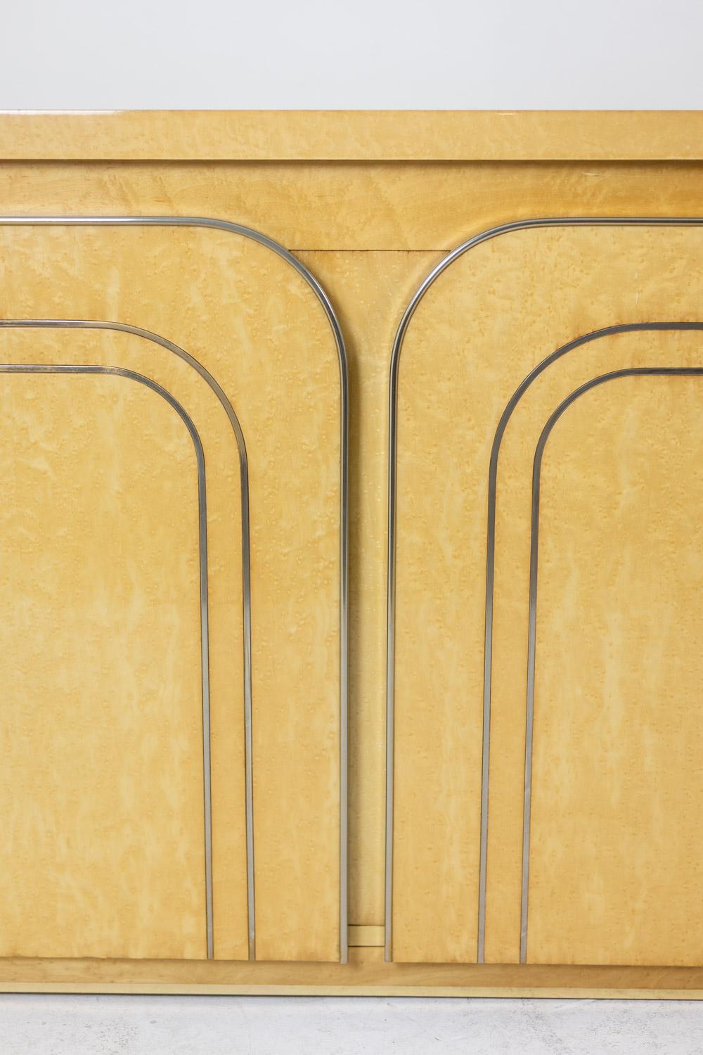 Credenza a 4 ante in legno di betulla. 1970s. in vendita 1