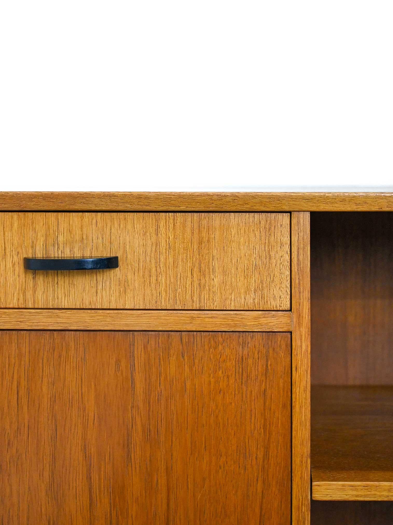 Sideboard with Black Details 2