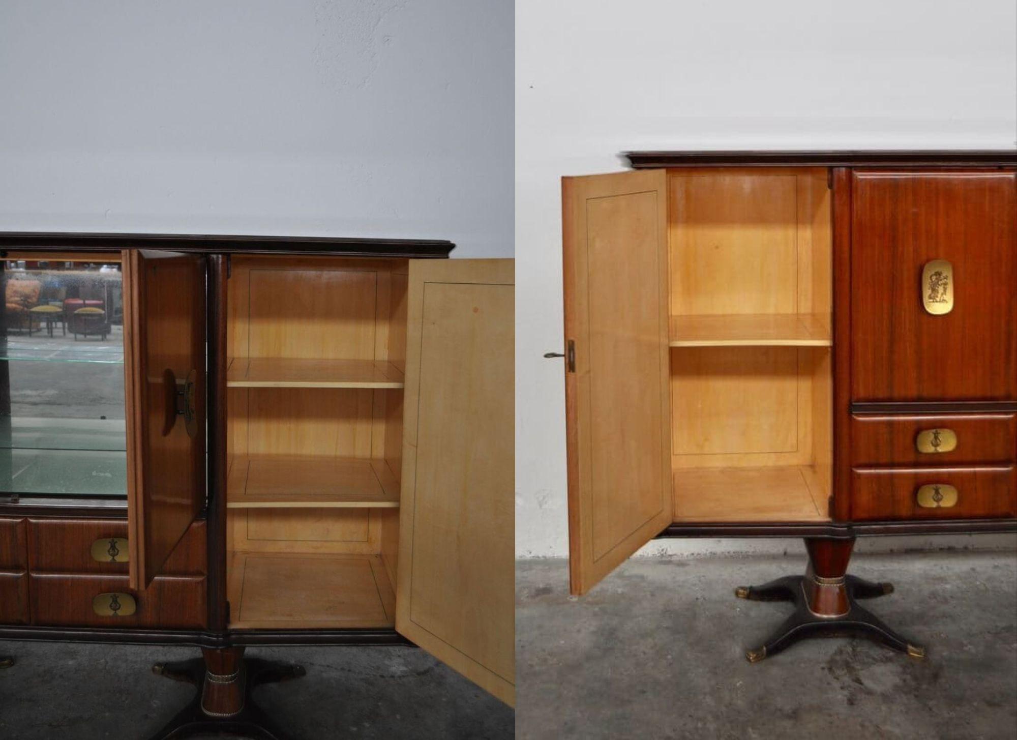 Sideboard with Drawers in Mahogany, Pearwood, Brass and Glass with Allegorical D in vendita 2