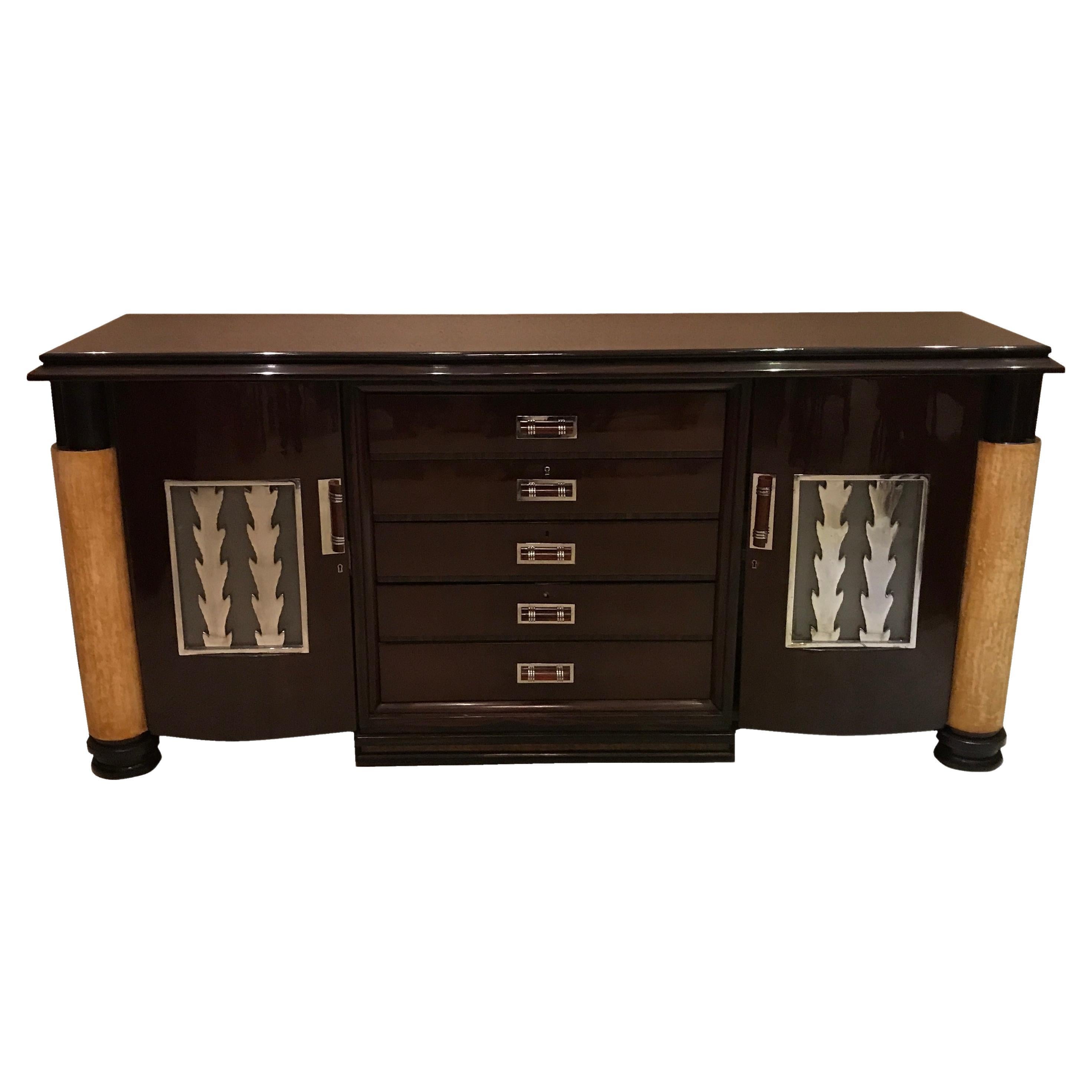 Buffet Art Déco avec tiroirs en bois, cuir parchemin et chrome bronze