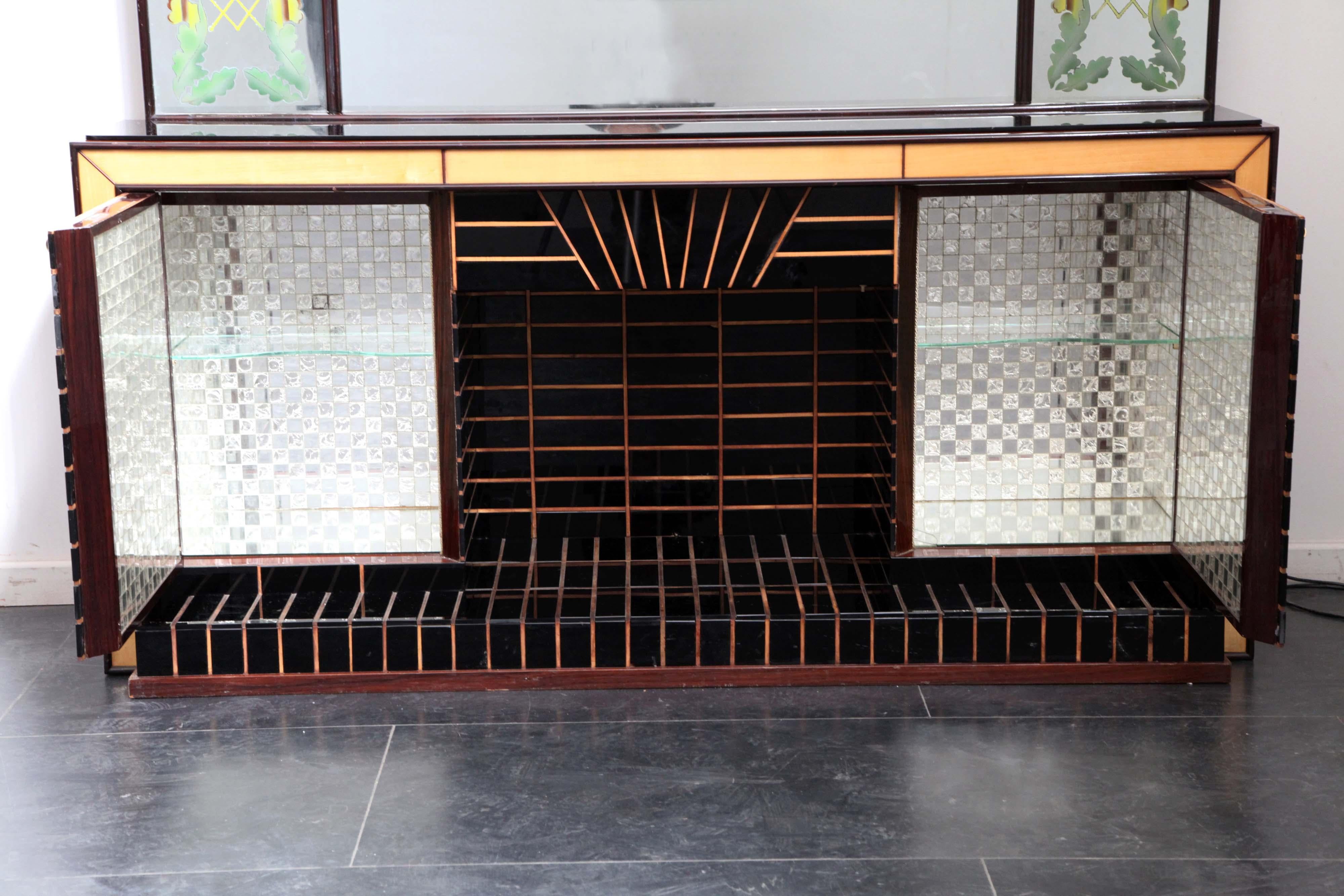 Sideboard with Mirror by Luigi Brusotti, 1940s In Fair Condition For Sale In Montelabbate, PU