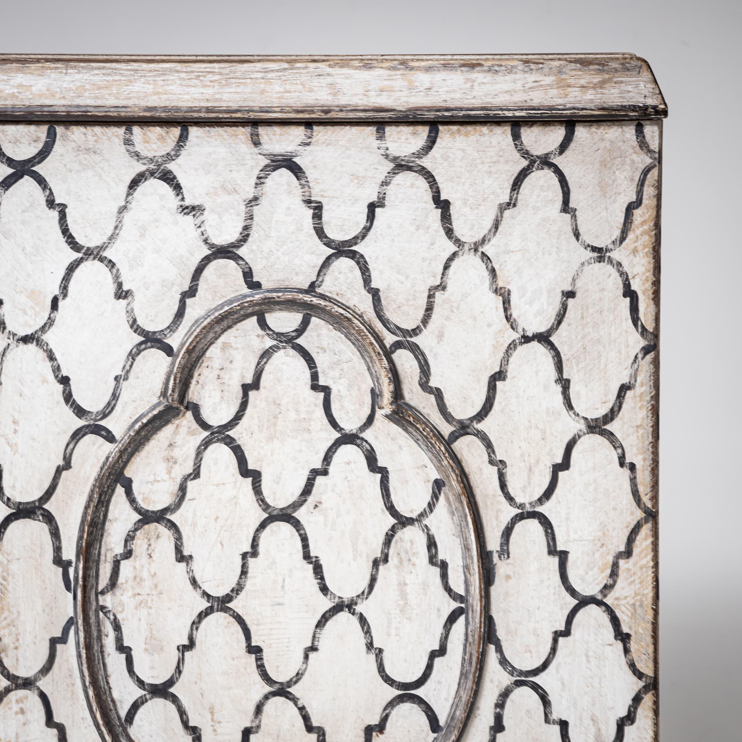 Sideboard with New Hand-Painted Design, Early 20th Century For Sale 3
