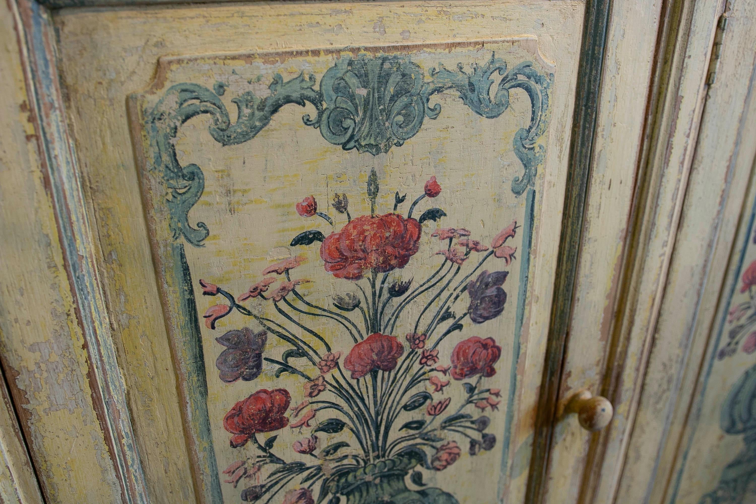 Sideboard with polychromed Doors Decorated with Vases with Flowers  For Sale 1