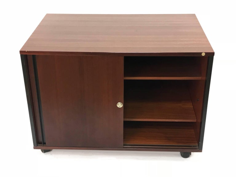 Sideboard with Wheels, Sliding Door Credenza di Ico Parisi for MIM Roma, Italy For Sale at 1stDibs