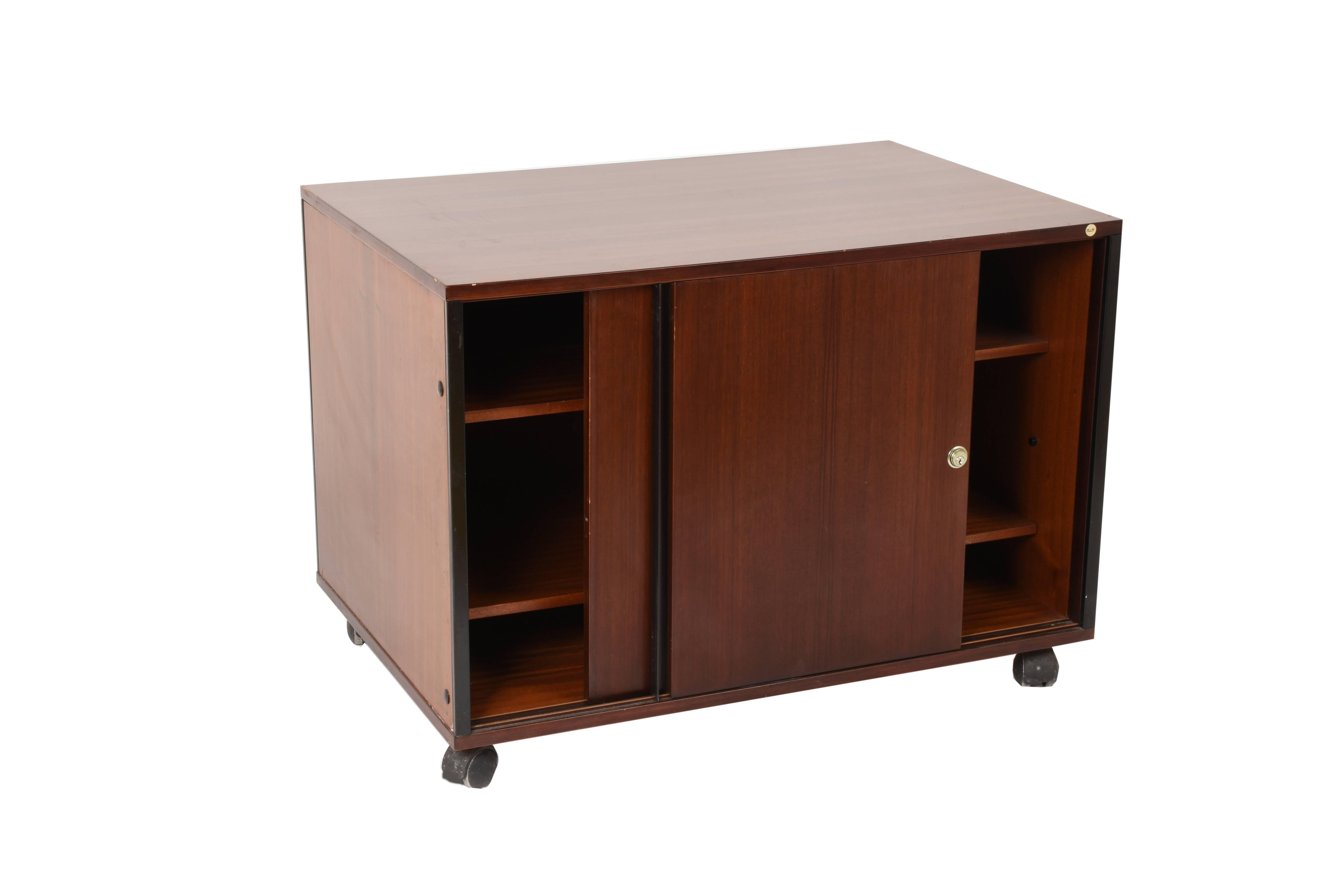 Italian Sideboard with Wheels, Sliding Door Credenza di Ico Parisi for MIM Roma, Italy For Sale