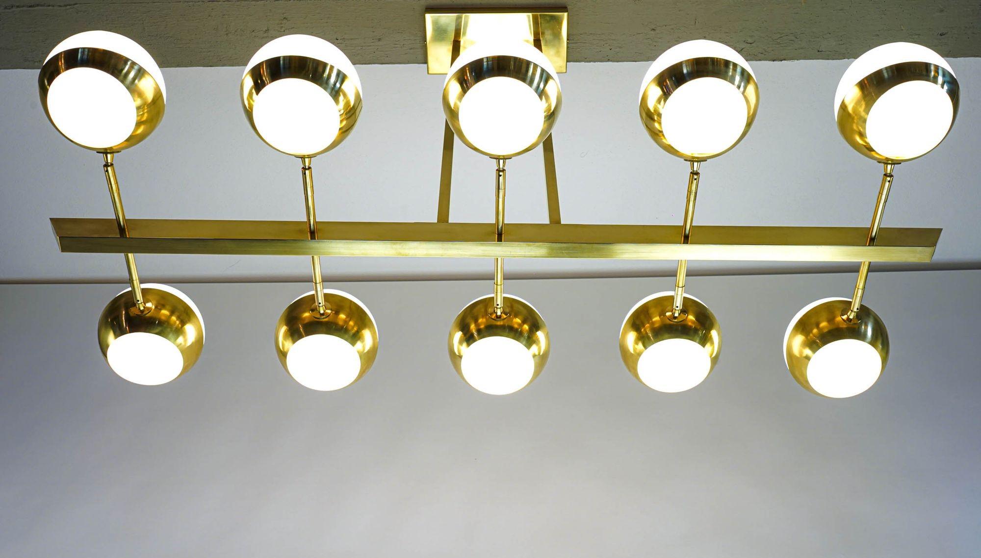 Siderale 10 lights Brass and Lattimo glass Chandelier, Silvio Piattelli Design For Sale 6