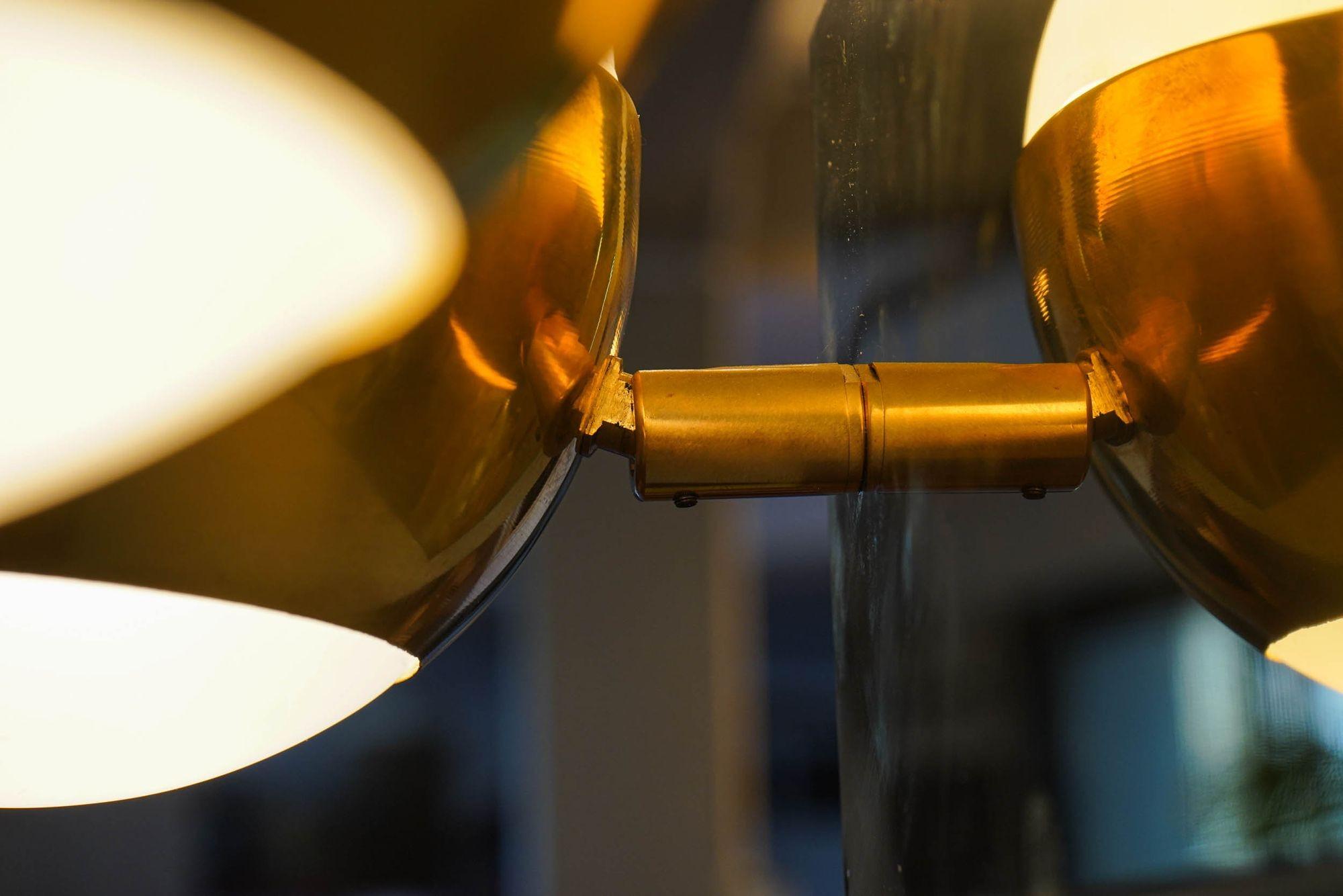 Siderale Twin Shades Brass and Lattimo glass Sconce, Silvio Piattelli Design For Sale 1