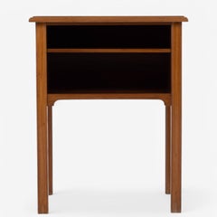 Sidetable in mahogany by Kaare Klint