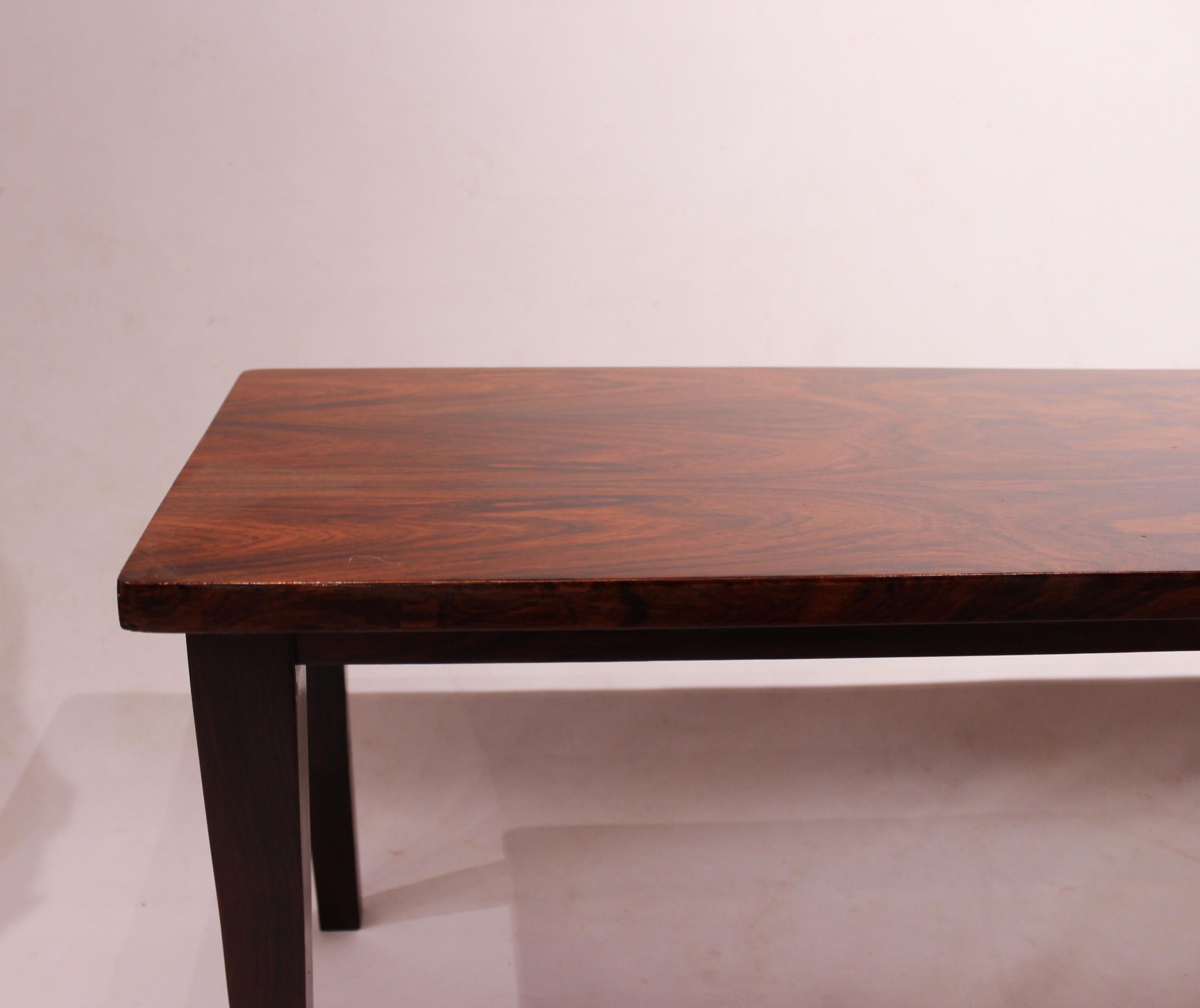 Mid-Century Modern Sidetable in Rosewood of Danish Design from the 1960s For Sale