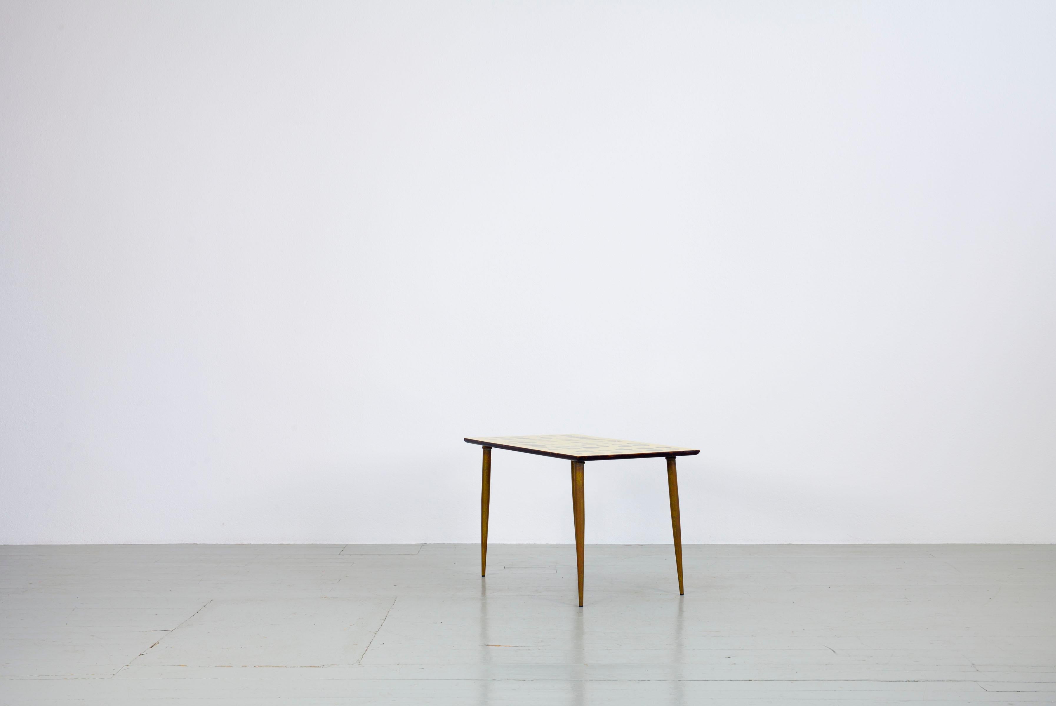 Sidetable in the Manner of Piero Fornasetti, 1950s Italy In Good Condition In Wolfurt, AT