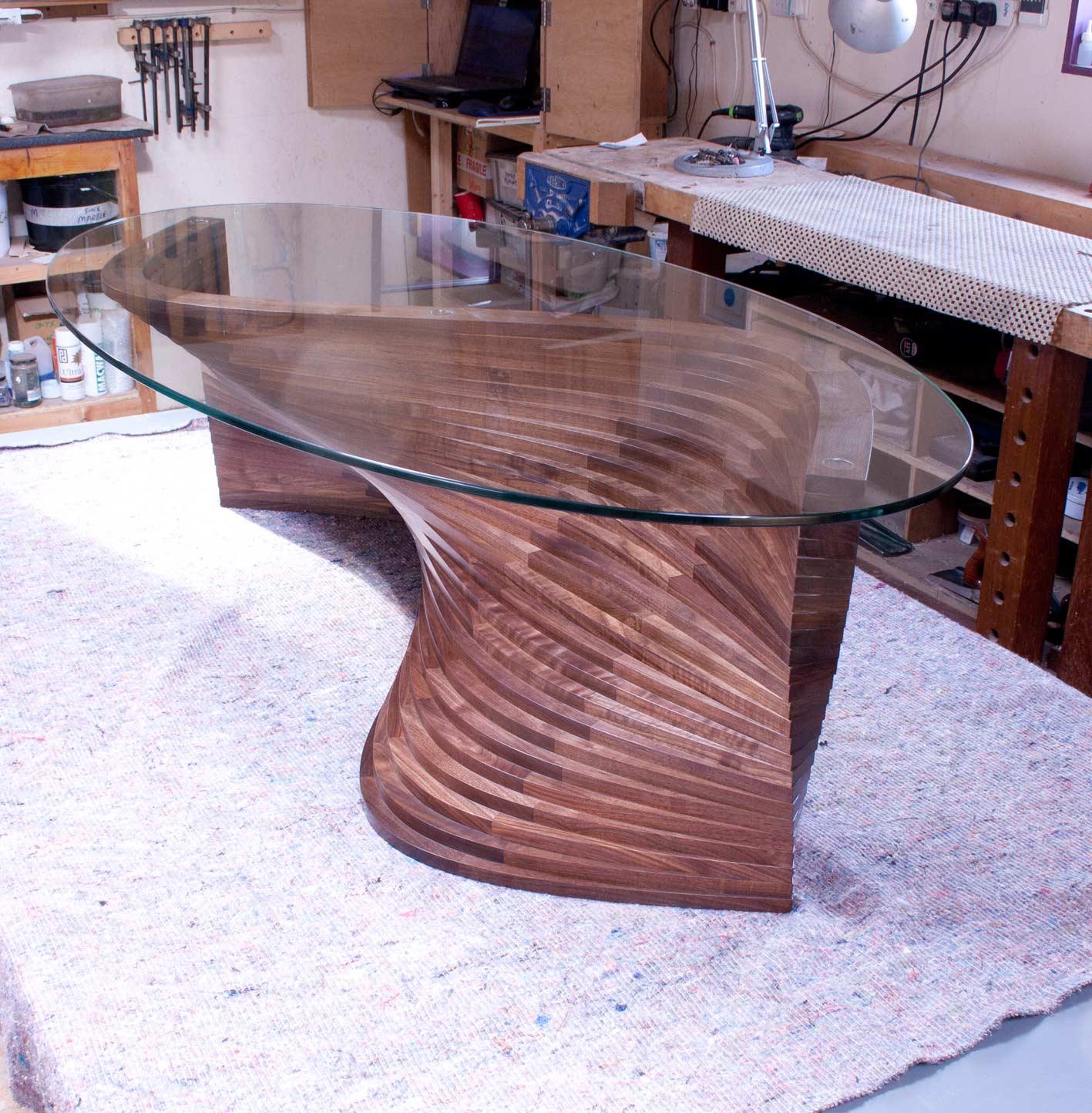 British Sidewinder I Contemporary Sculptural Walnut Wood Coffee Table by David Tragen For Sale