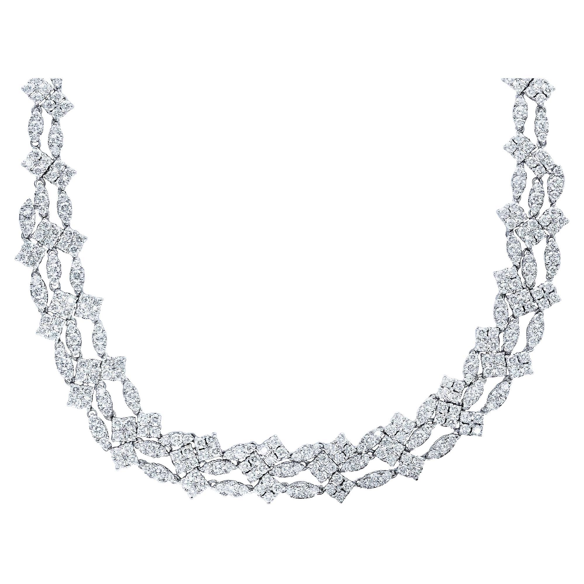 Sidney Garber's Vintage 35 Ct Diamond Bridal Necklace 18 Karat White Gold 60 Gm
One of our premium necklace from our Bridal collection.
Approximately 35 carats of VS1 quality of Diamonds all mounted in 18 karat gold. Weight of the gold is 60