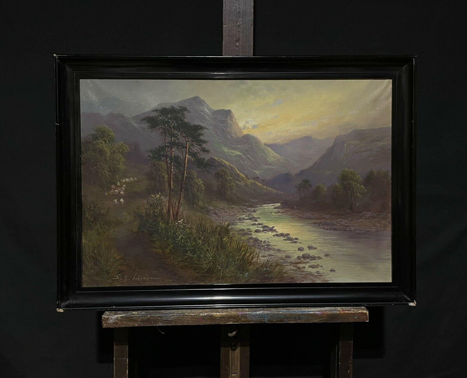 Gran cuadro al óleo antiguo de paisaje escocés de las Highlands Ovejas en el valle del río - Painting de Sidney Yates Johnson