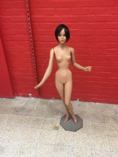 Siegel Paris, Pequeño maniquí de material compuesto sobre base metálica, 1950-1960