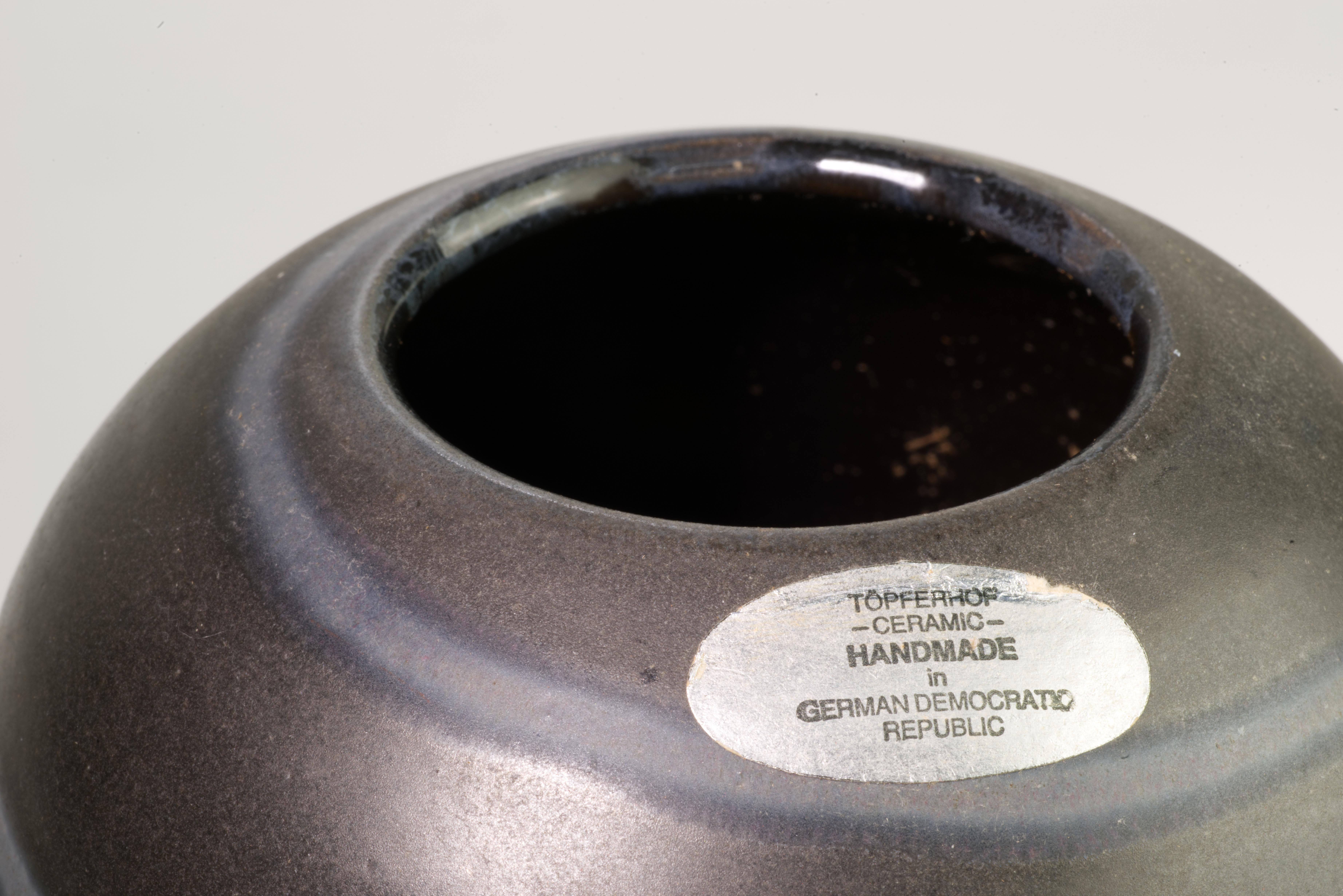 XX secolo Siegfried Gramann per Töpferhof Vaso in ceramica Römhild, Germania Metà secolo moderno in vendita