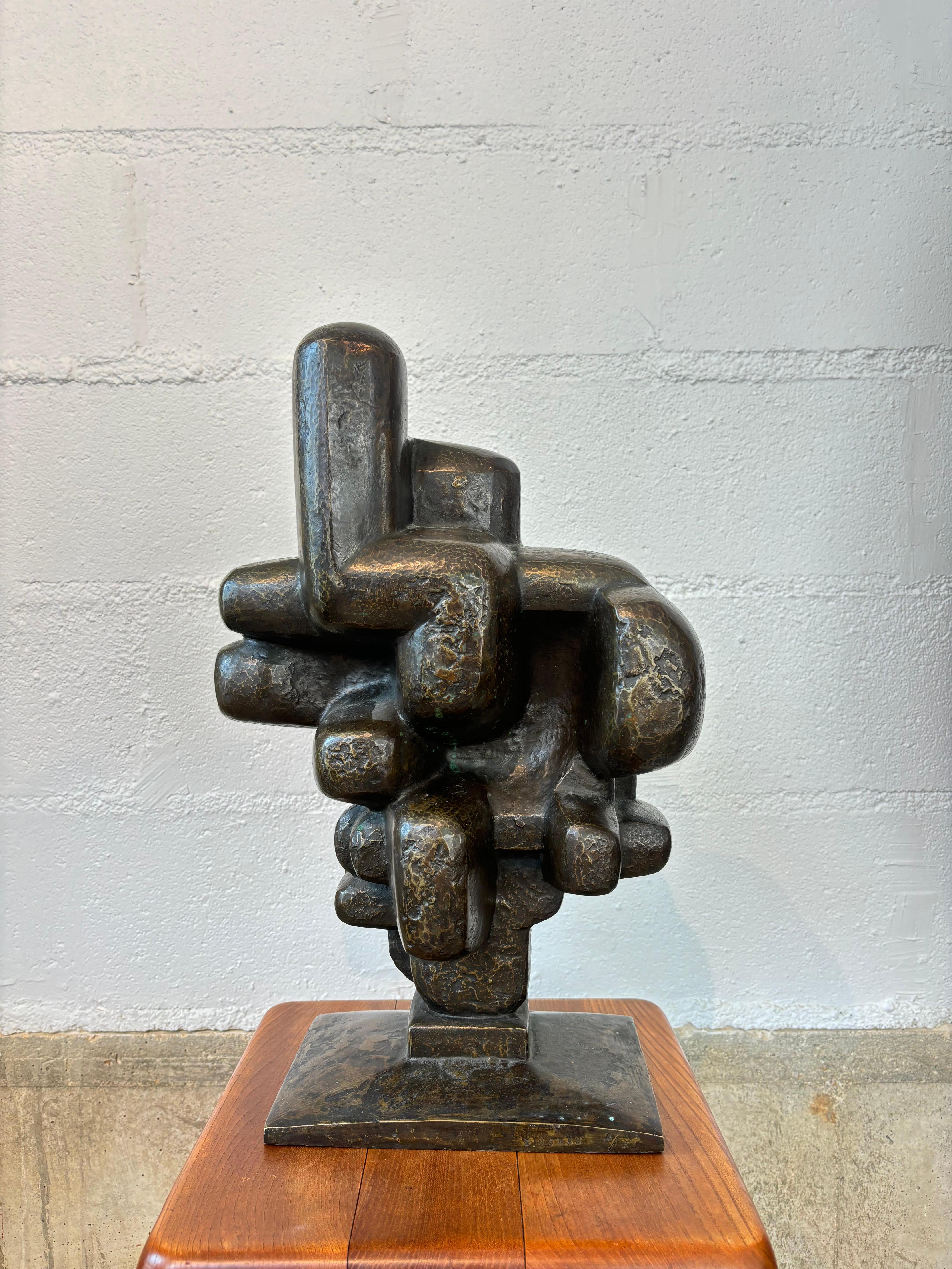 Rare sculpture en ronde bosse par Siegfried Jonas provenant de sa série dite des germinations organiques. 