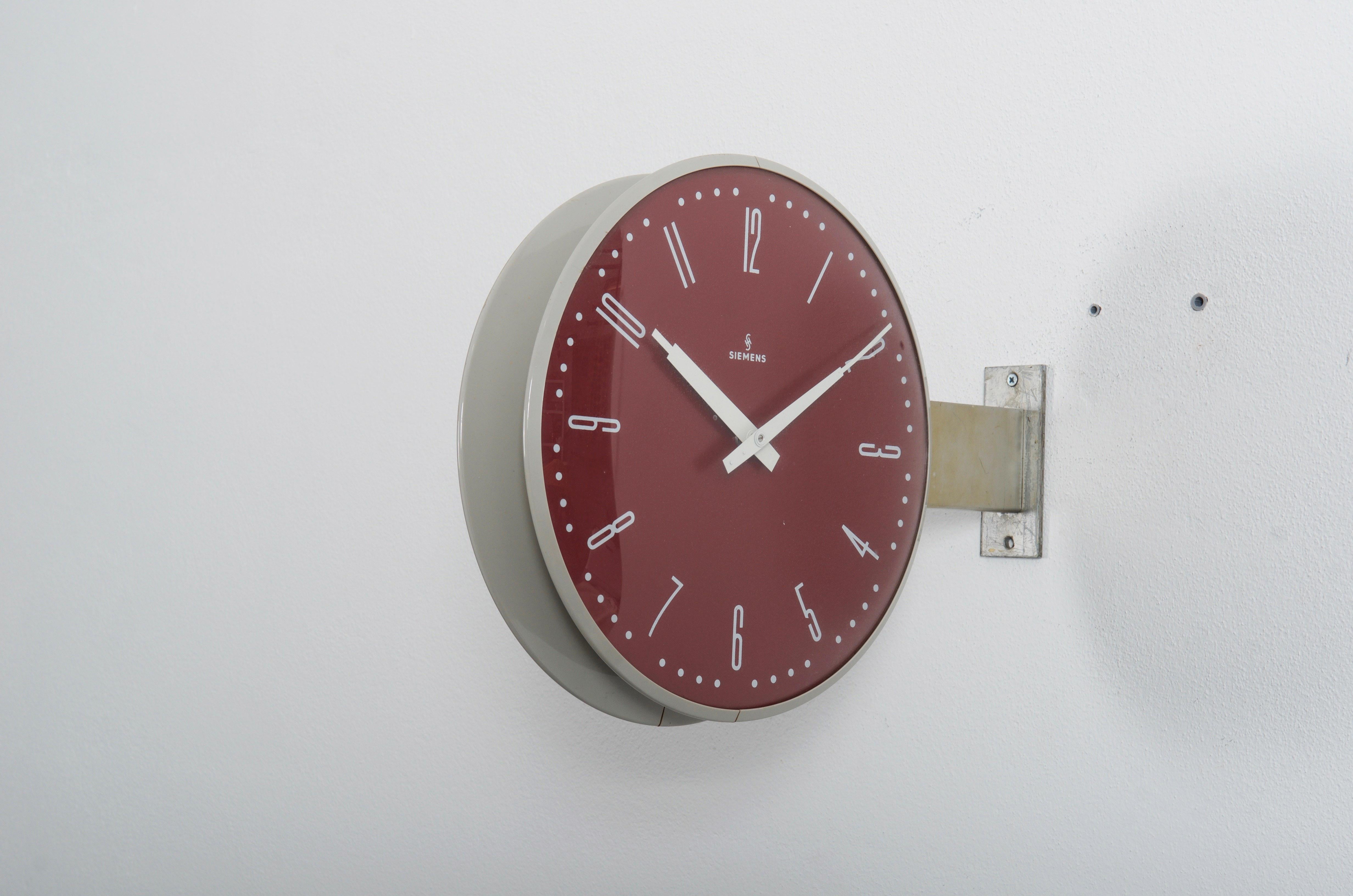 Horloge double face Siemens Halske de gare:: d'atelier ou d'usine 1