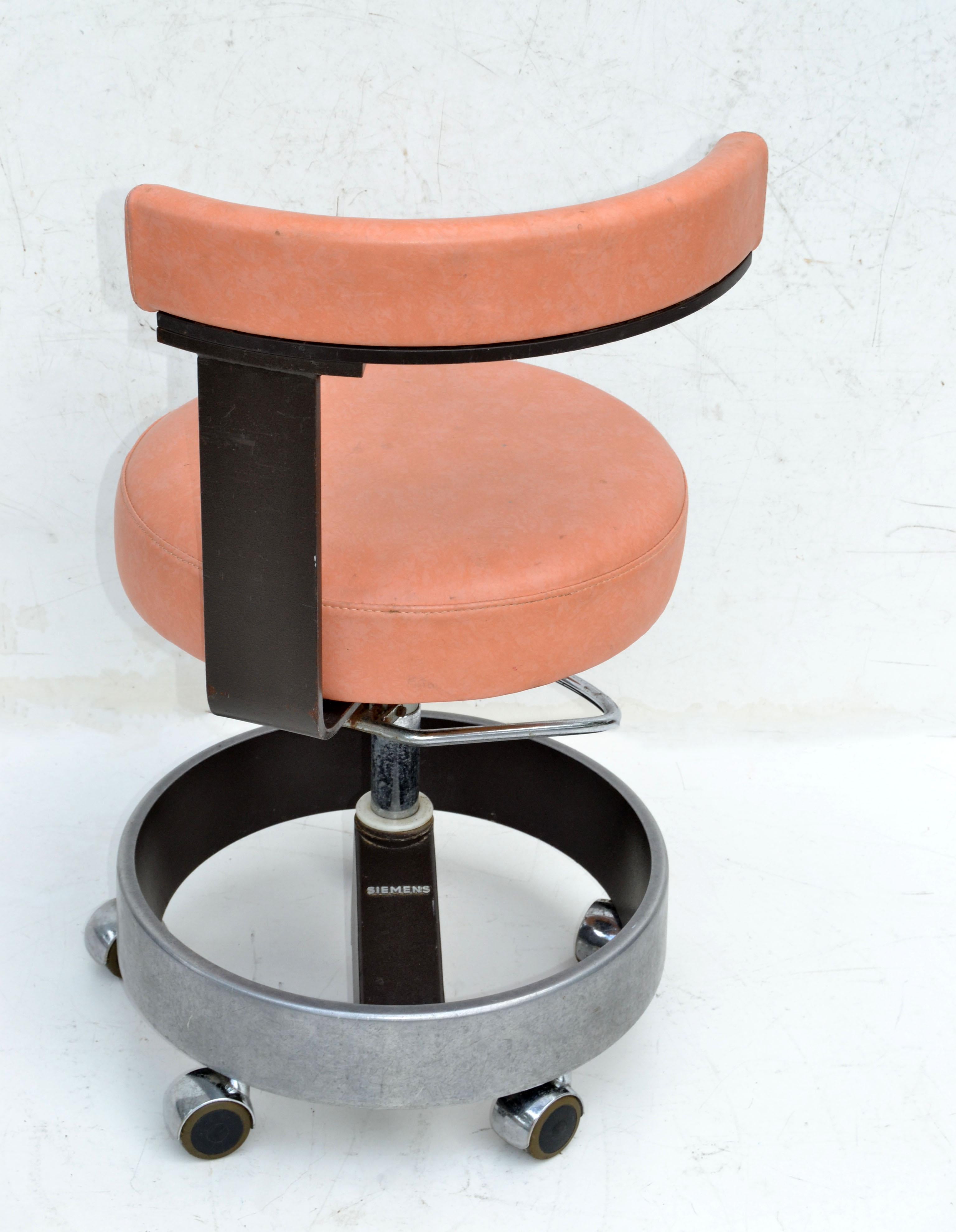 Siemens Vintage Industrial German Office, Dental, Medical Stool Peach Leather  In Fair Condition For Sale In Miami, FL