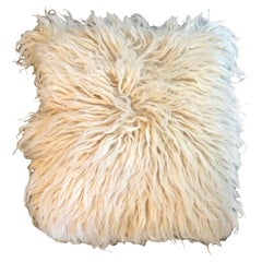 "Siena" White Wool Pillow by Le Lampade