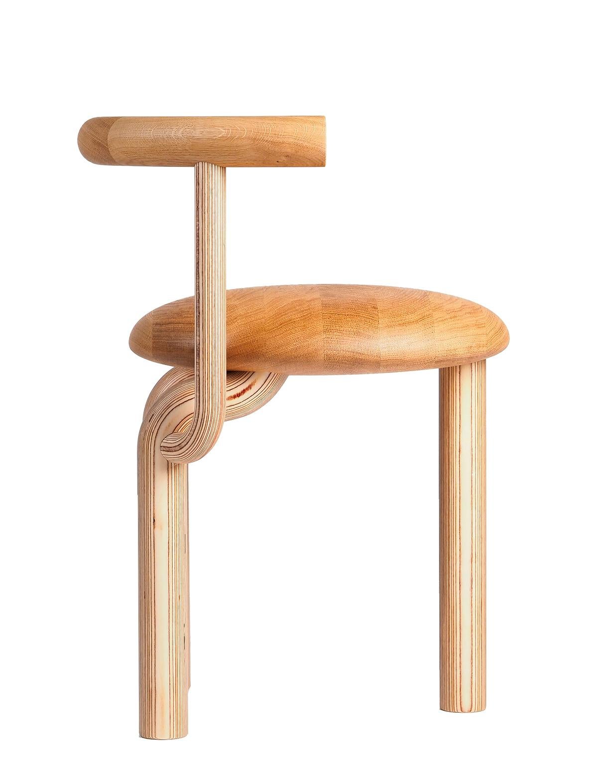 round wooden chair
