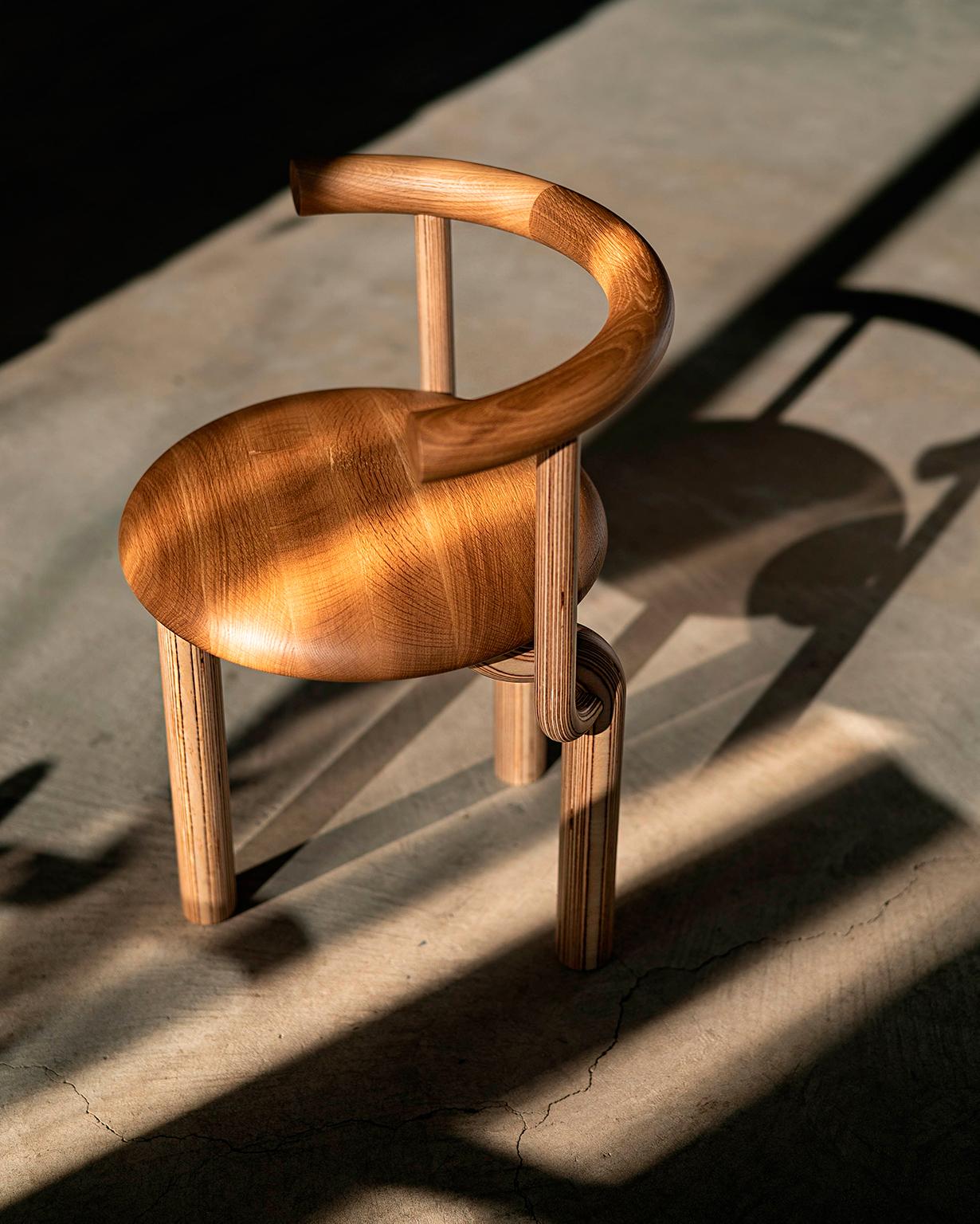 Sieni, a 21st Century Round Wooden Mushroom Dining Chair in Scandinavian Design In New Condition For Sale In Halikko, Finland