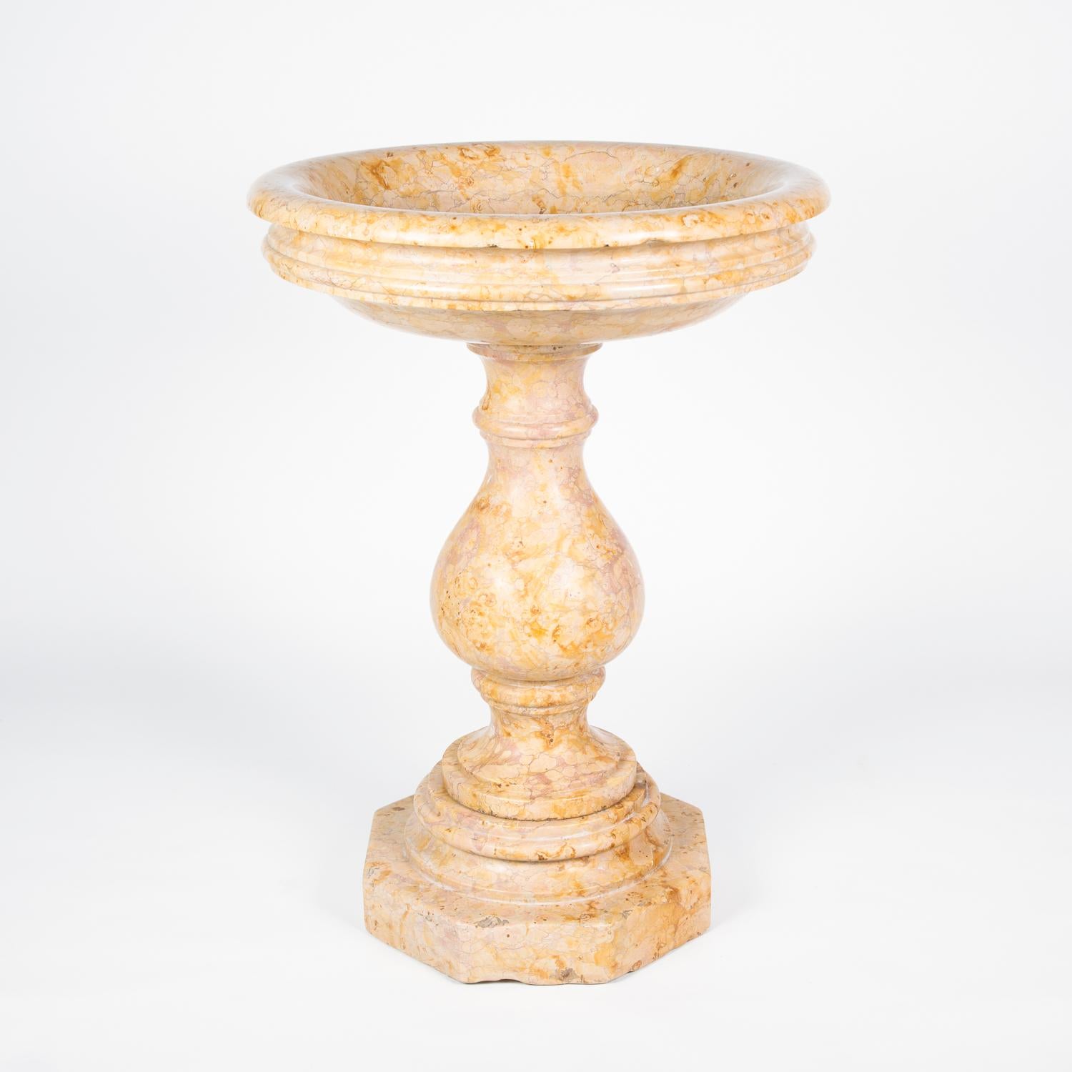 Sienna Marble Font In Good Condition For Sale In London, GB